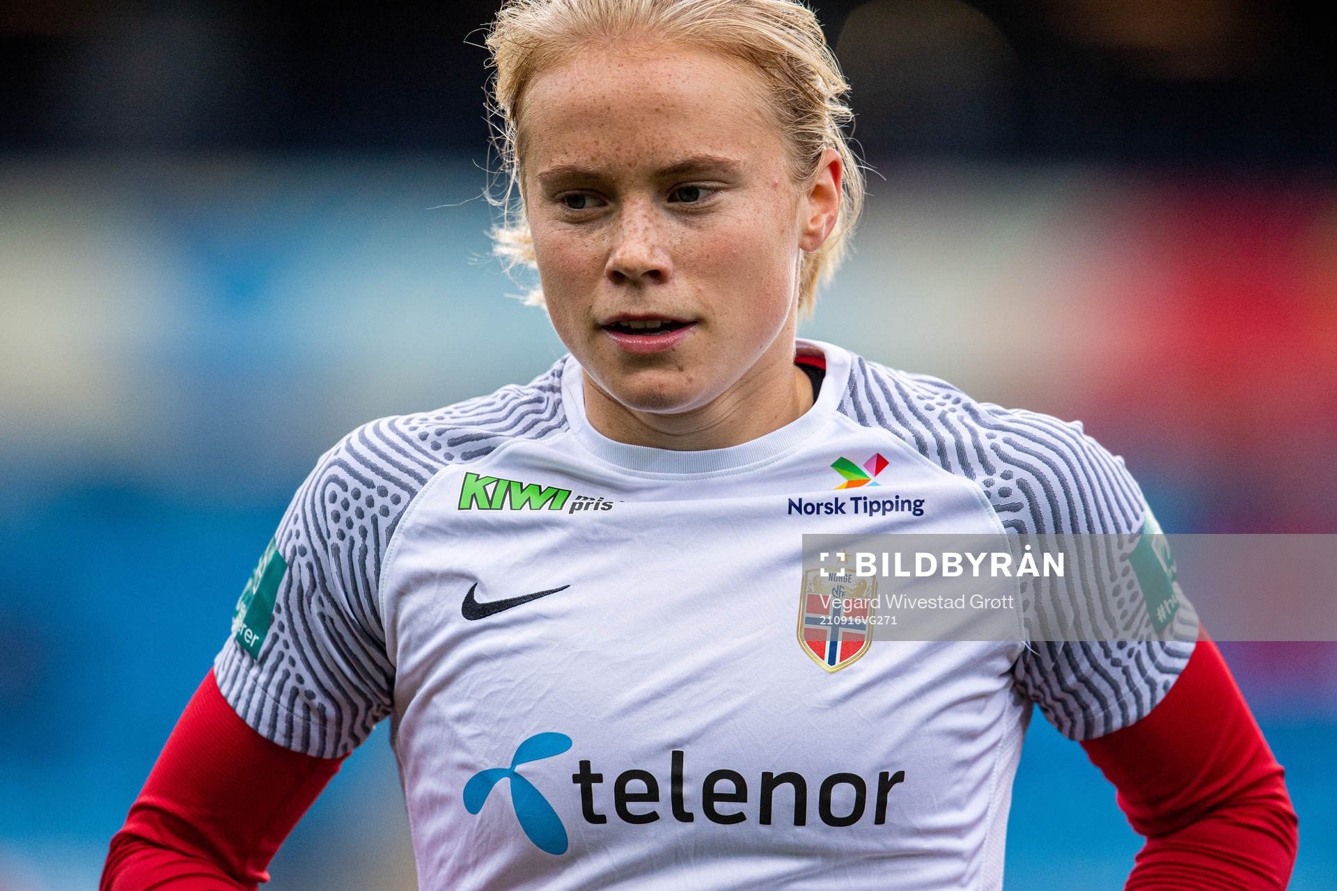 Julie Blakstad of Norway warms up