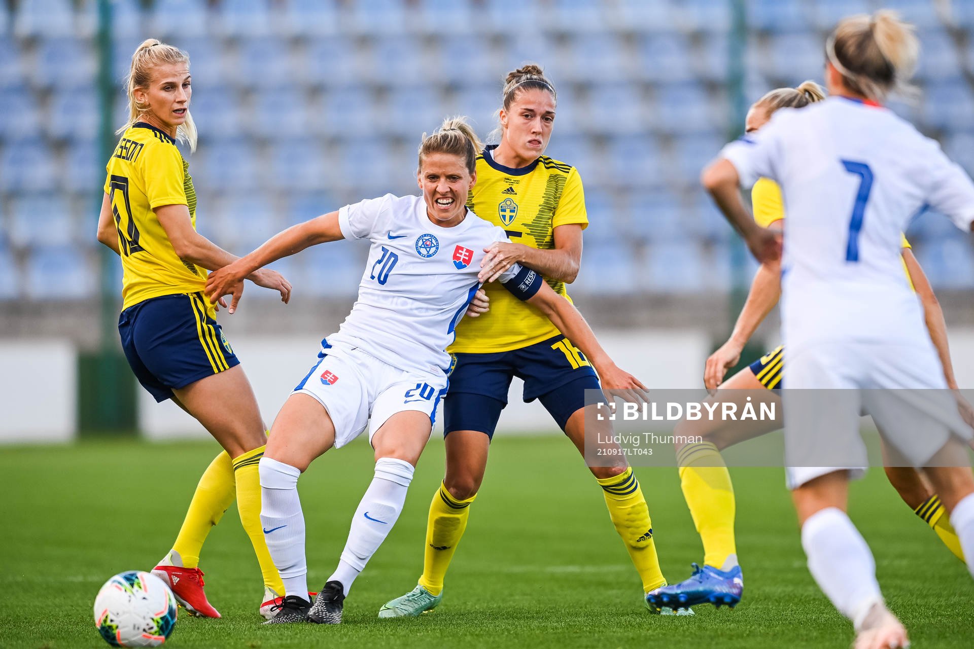 Sofia Jakobsson and Filippa Angeldahl of Sweden compete for