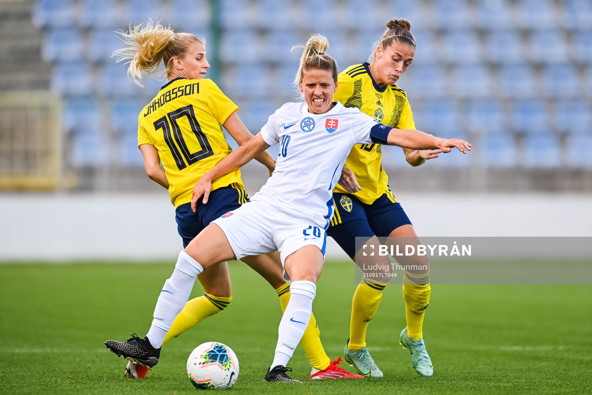 Sofia Jakobsson and Filippa Angeldahl of Sweden compete for