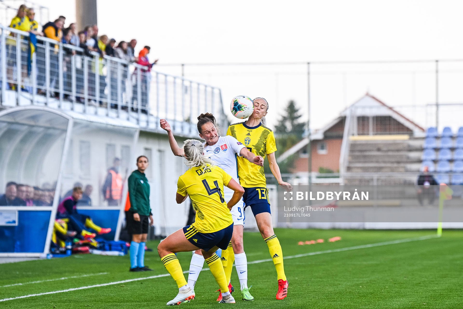 Hanna Glas and Amanda Ilestedt of Sweden compete for the