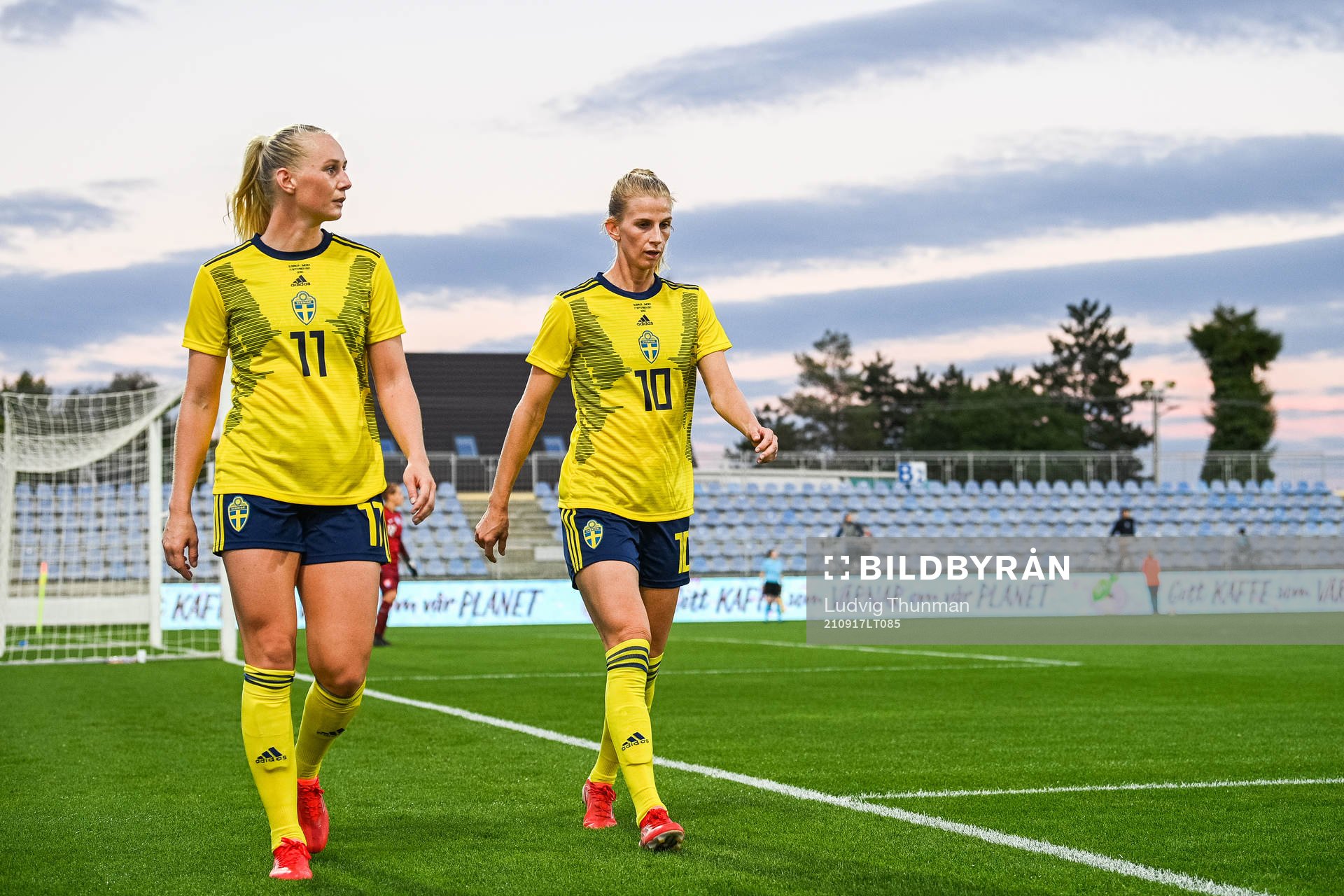 Stina Blackstenius and Sofia Jakobsson of Sweden is