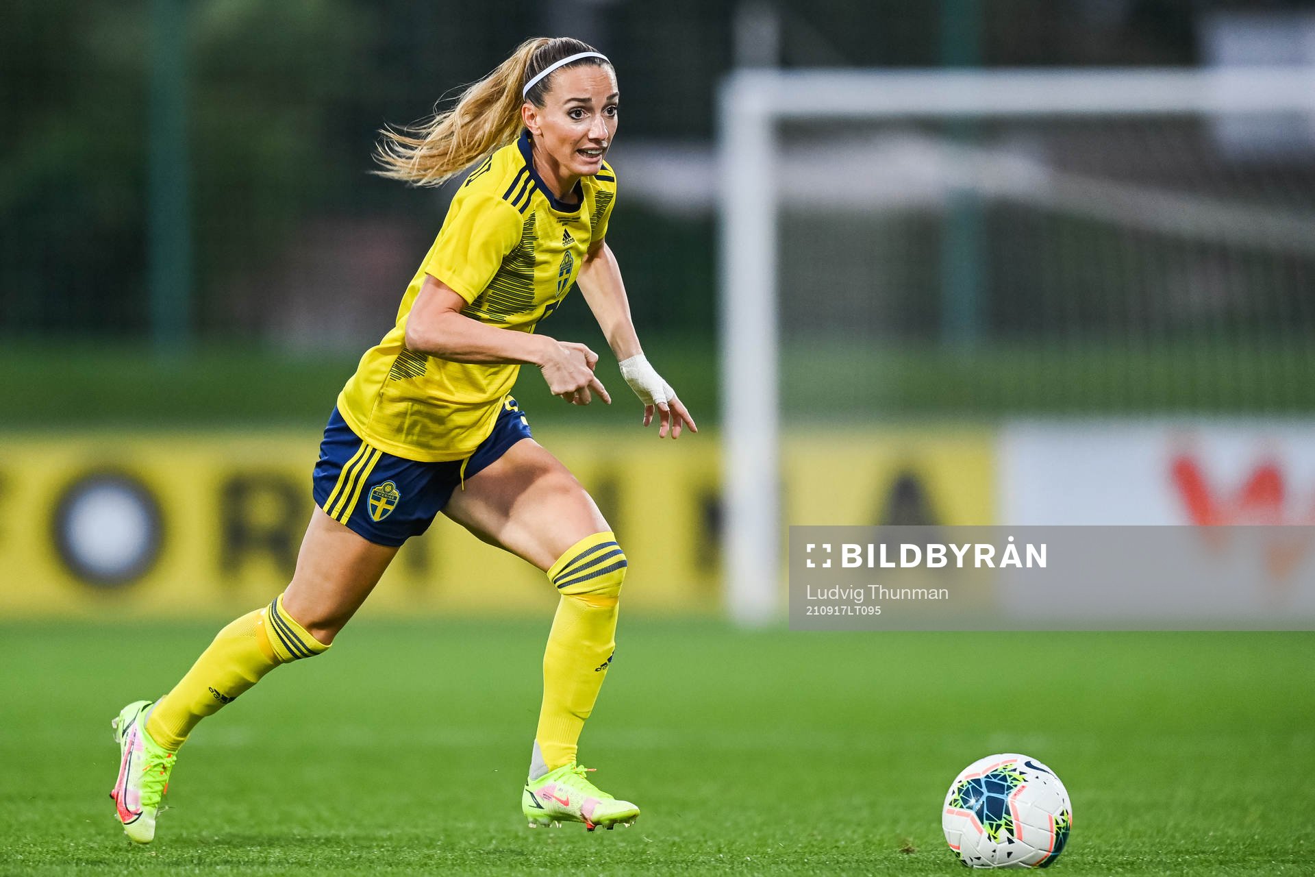Kosovare Asllani of Sweden