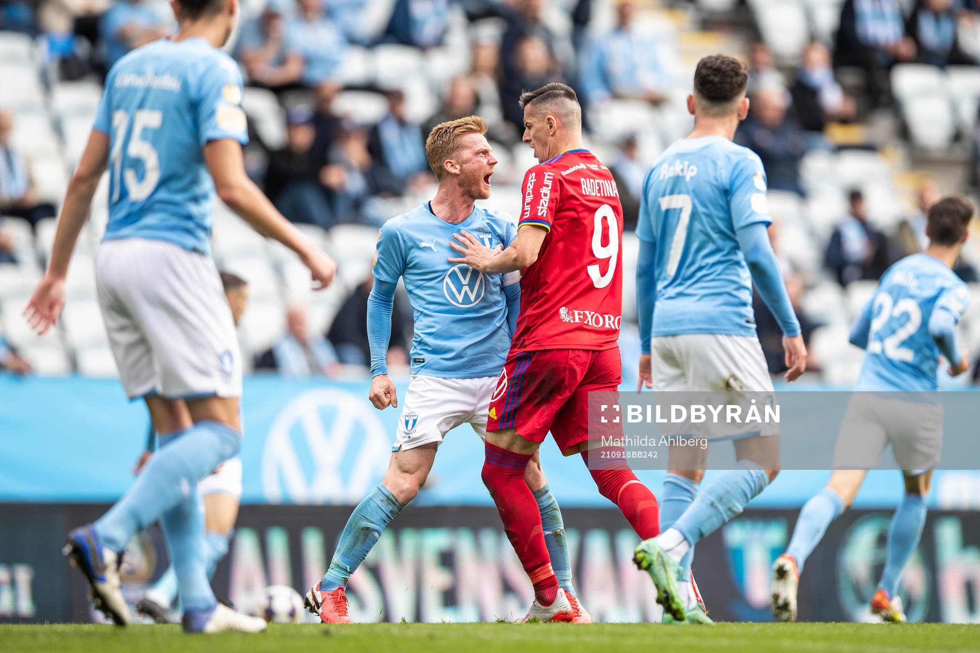 Malmö FFs Anders Christiansen och Djurgårdens Haris