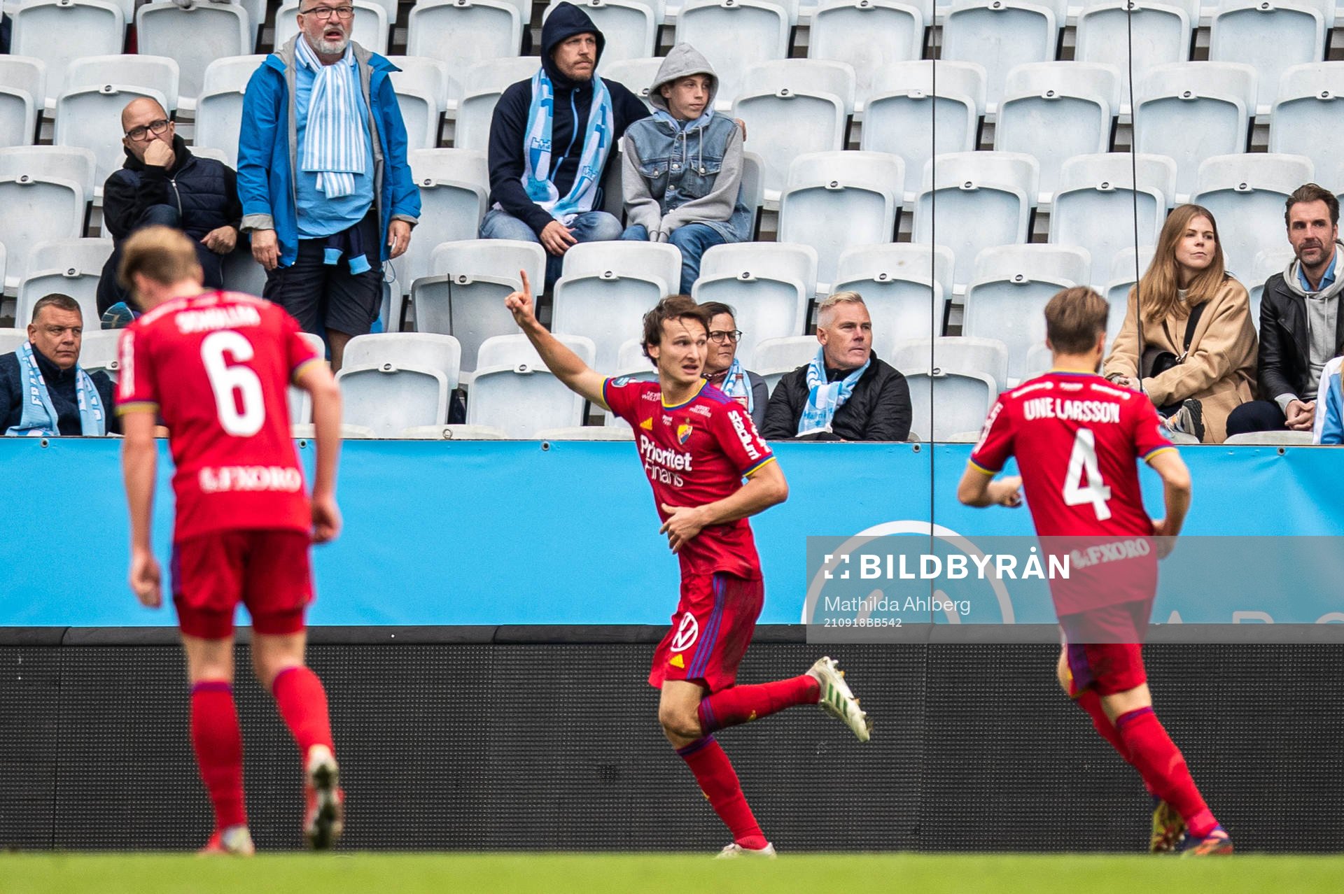 Djurgårdens Hjalmar Ekdal jublar