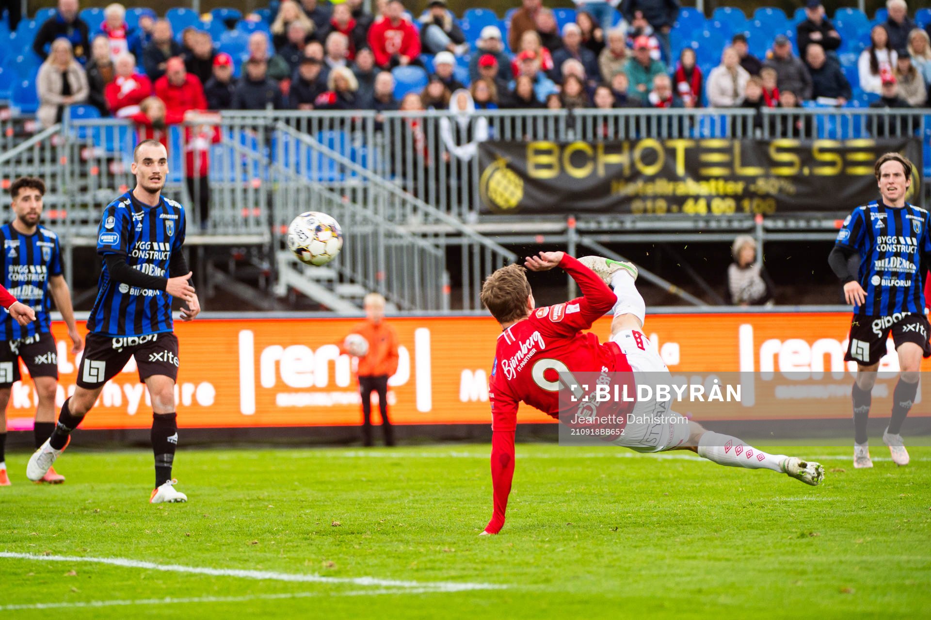 Degerfors Johan Bertilsson gör 1-2