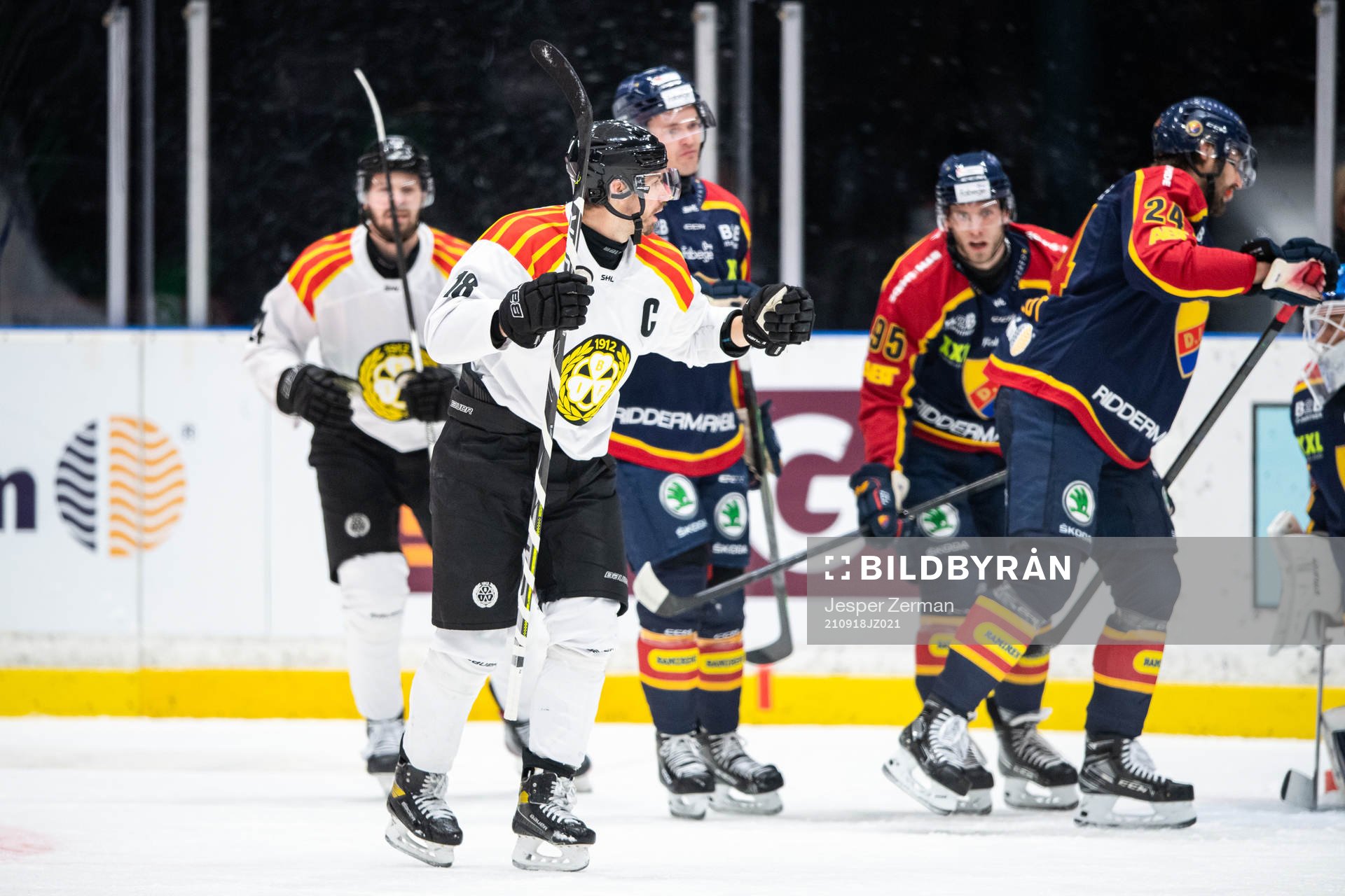 Brynäs Anton Rödin jublar