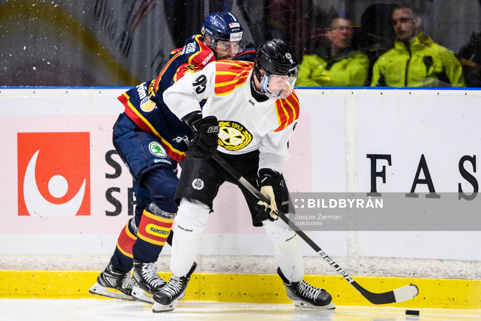 Djurgårdens Ludvig Rensfeldt och Brynäs Nick Olesen