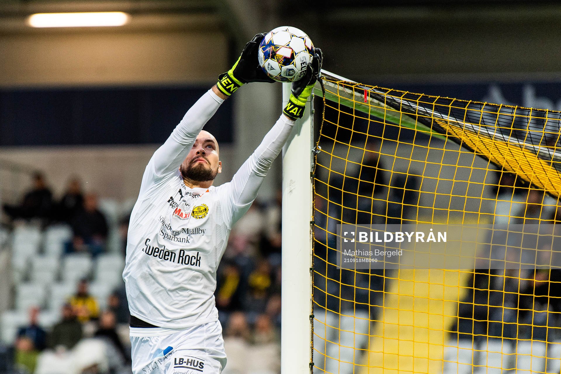 Mjällbys målvakt Carl-Johan Eriksson
