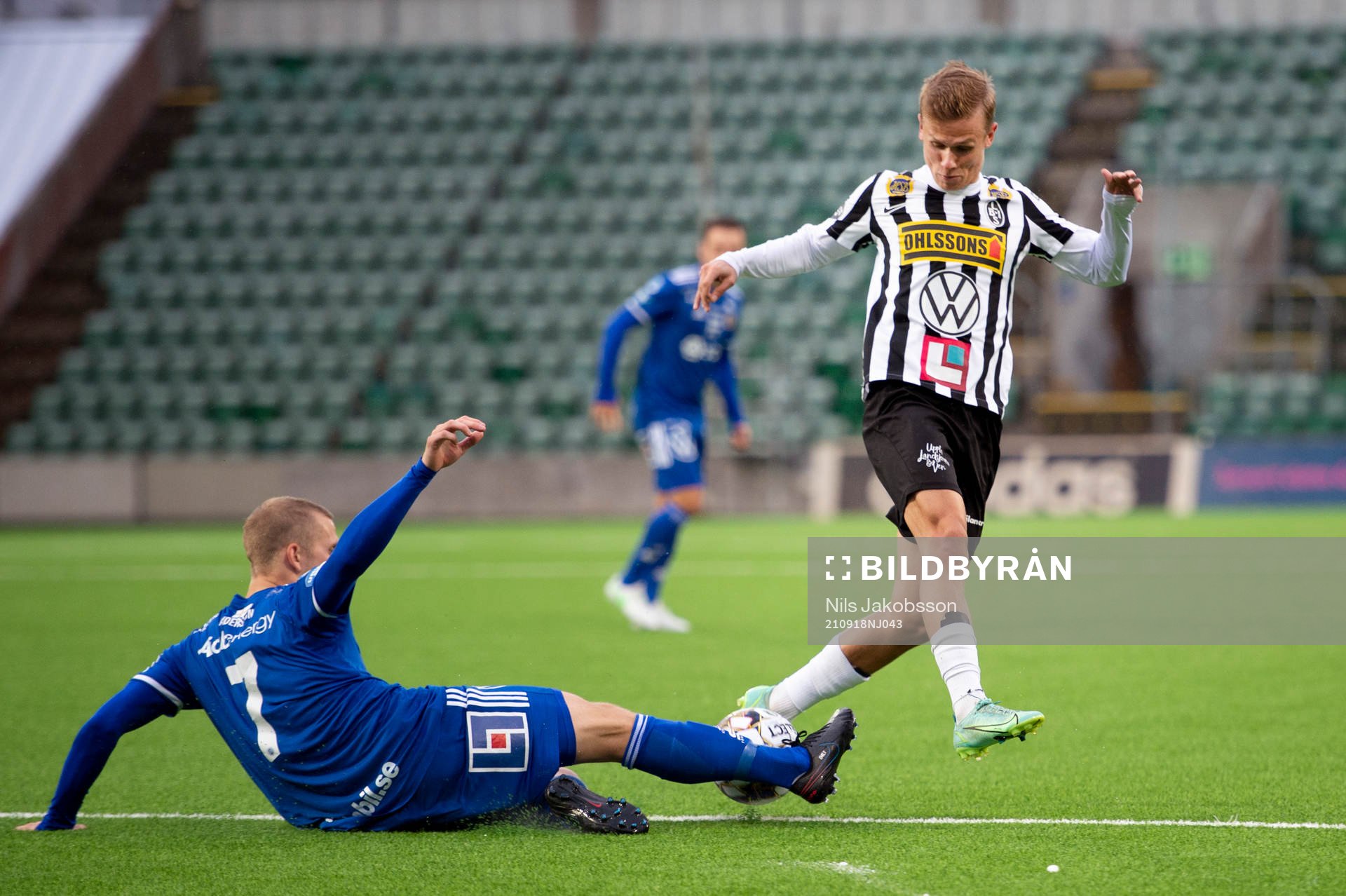 Sundsvalls Erik Andersson och Landskronas Oscar Petersson