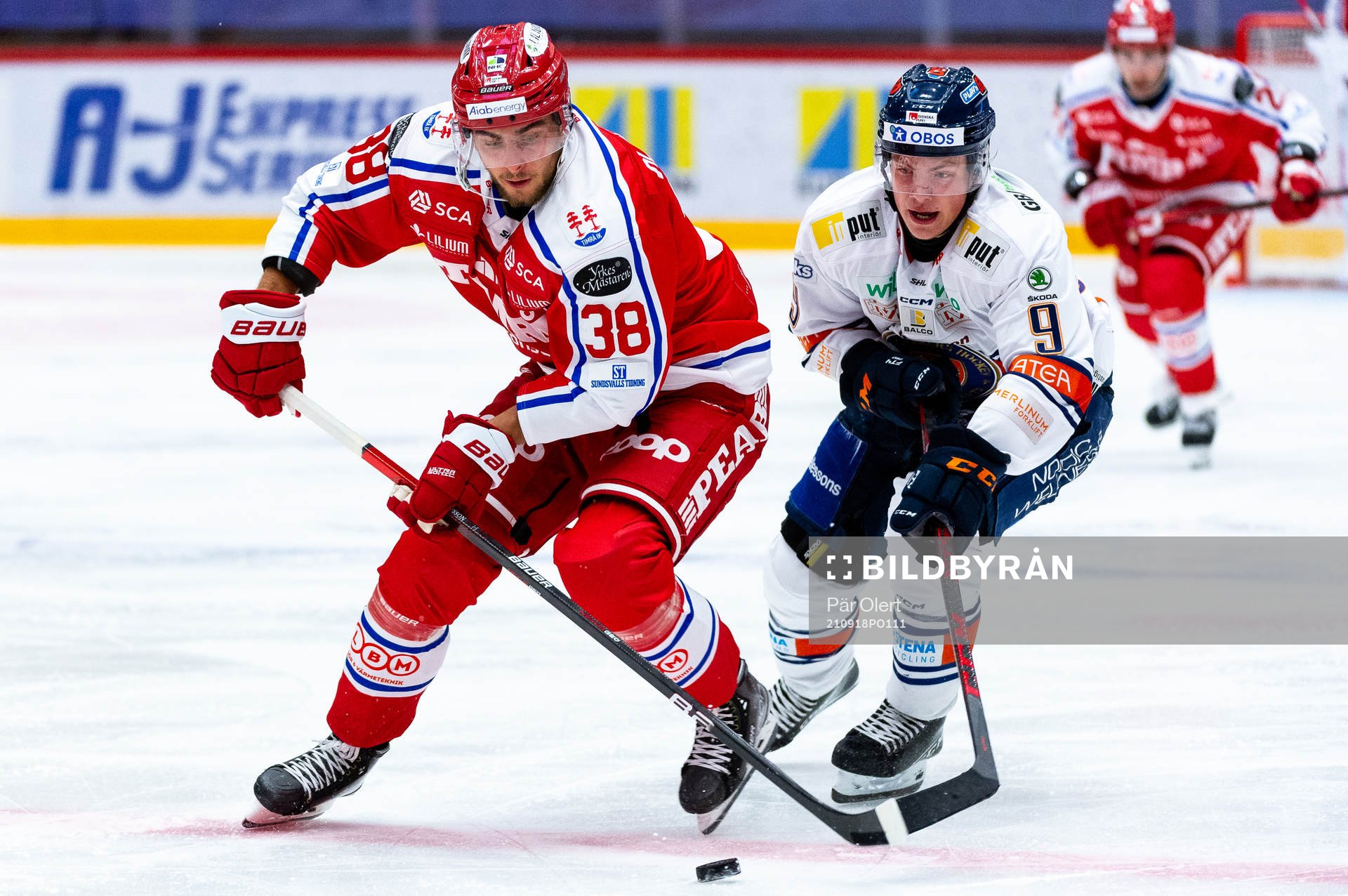 Timrås Jacob Olofsson och Växjös Victor Stjernborg