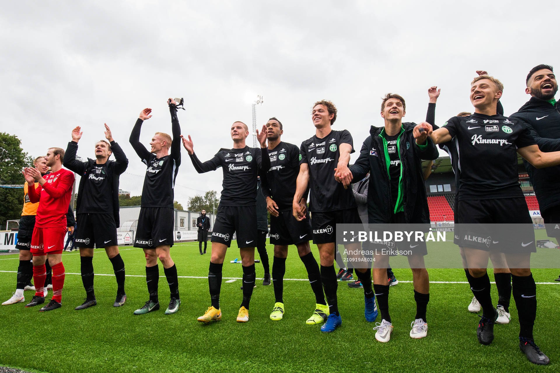 Västerås spelare jublar