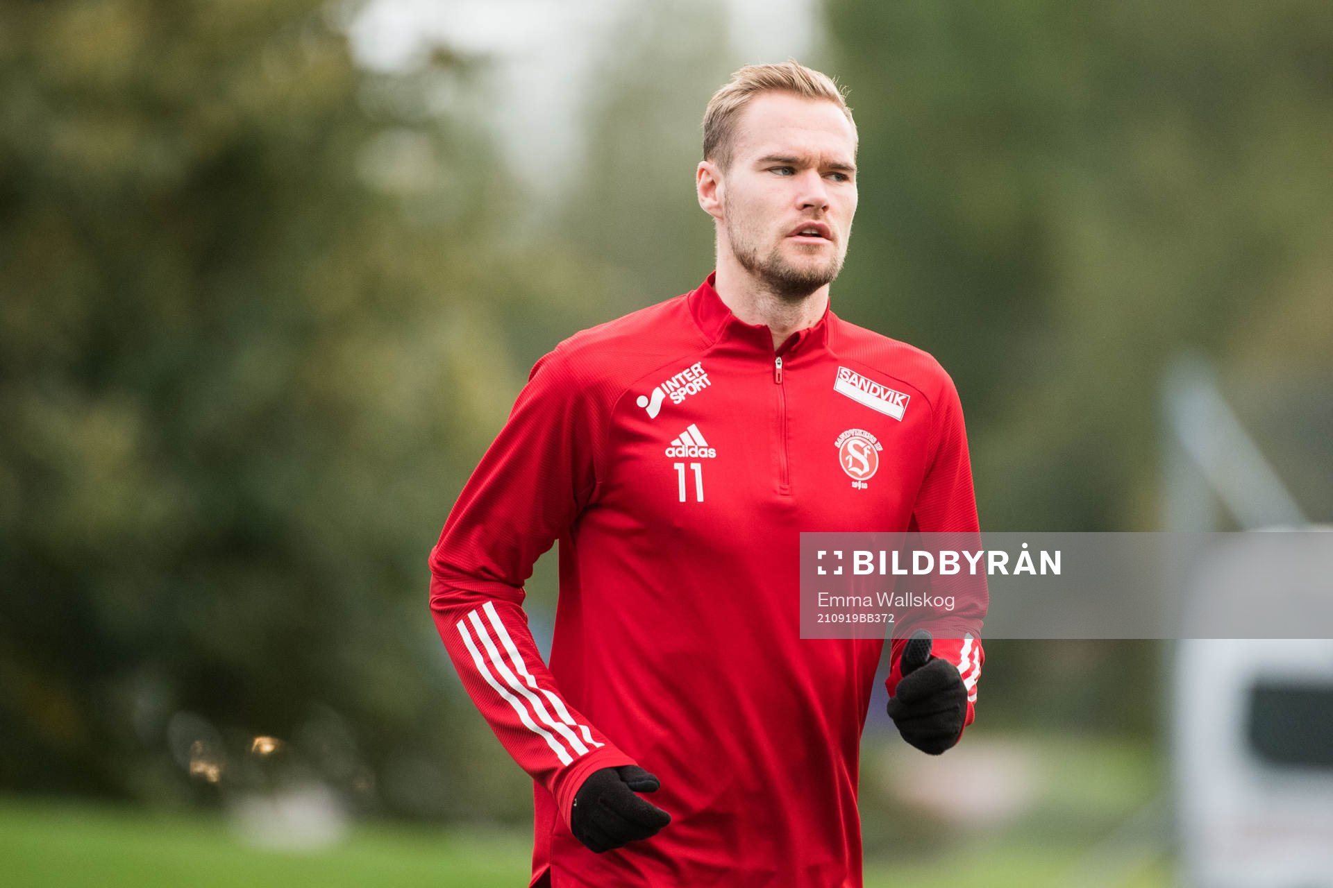 Sandvikens Martin Springfeldt innan fotbollsmatchen i Ettan