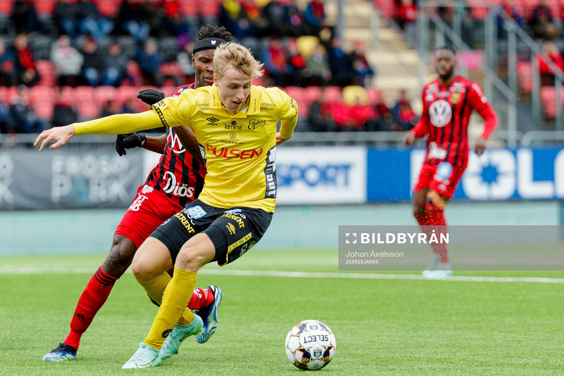 Elfsborgs Jeppe Møldrup Okkels i kamp medÖstersunds