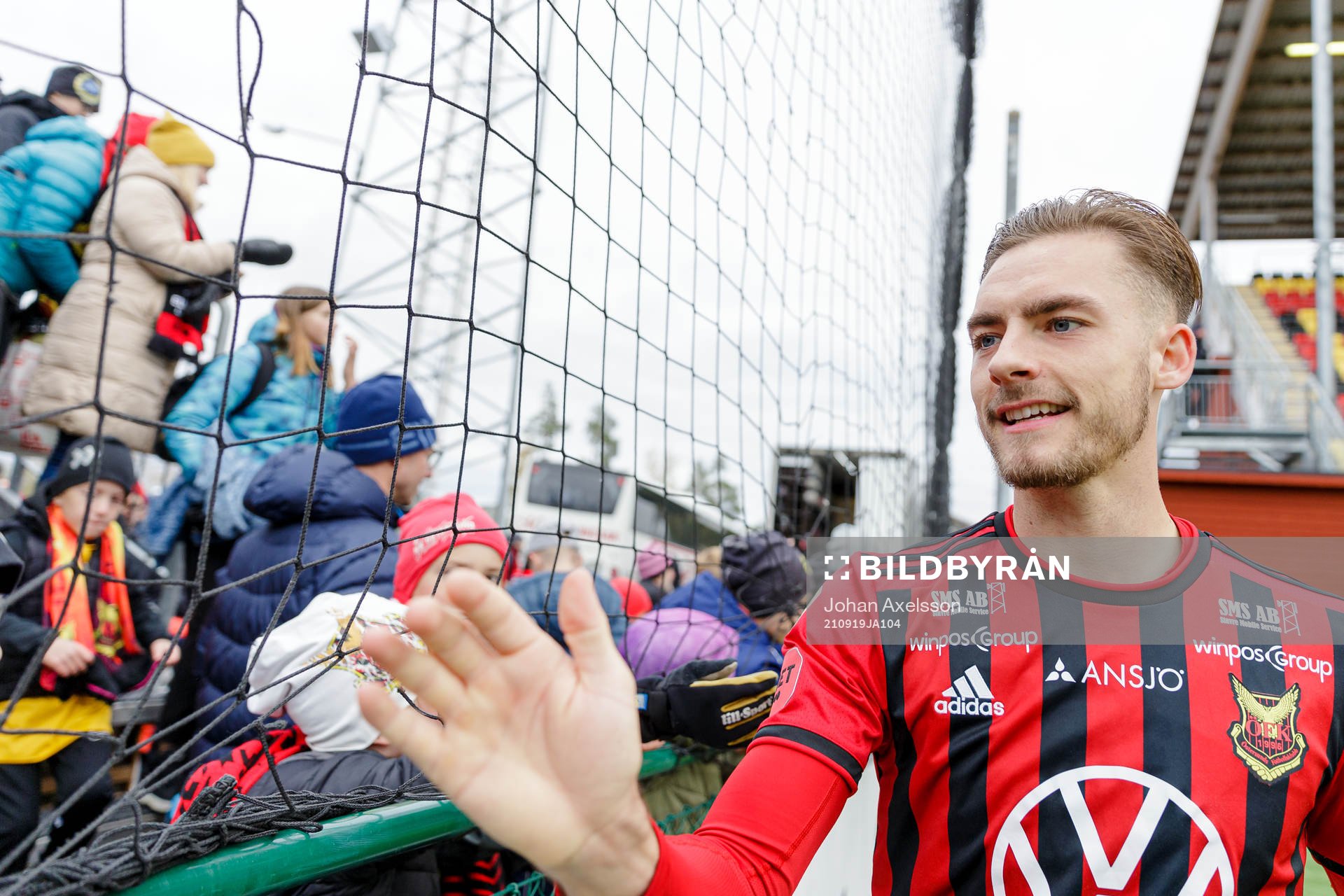 Östersunds Felix Hörberg jublar med publiken