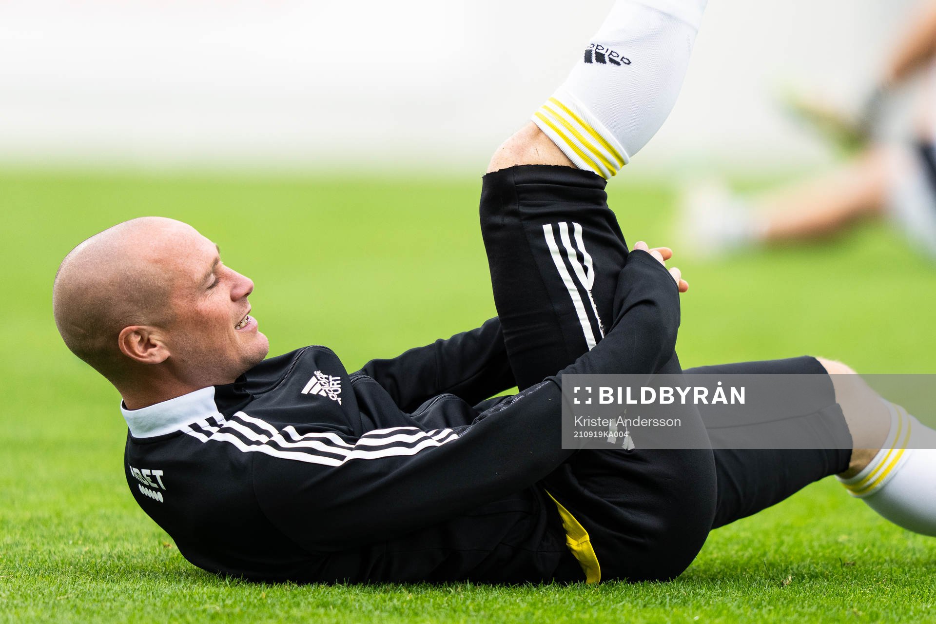Falkenbergs Christoffer Carlsson före fotbollsmatchen i