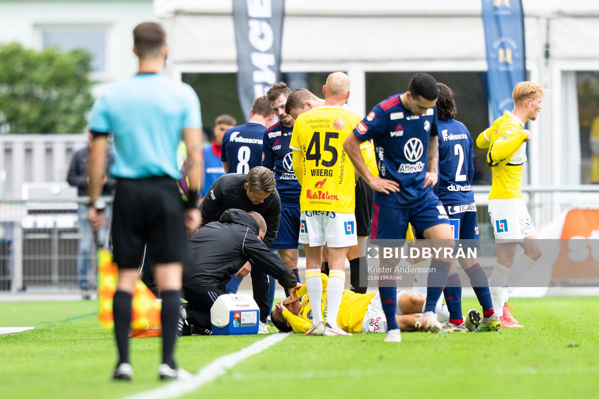 Falkenbergs Samuel Adrian har ont