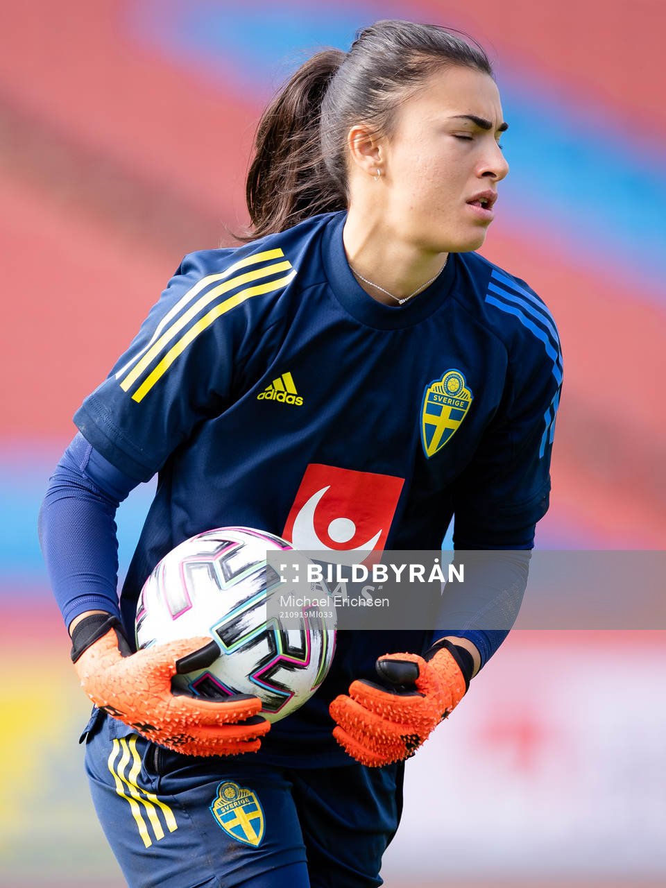 Goalkeeper Zecira Musovic of Sweden