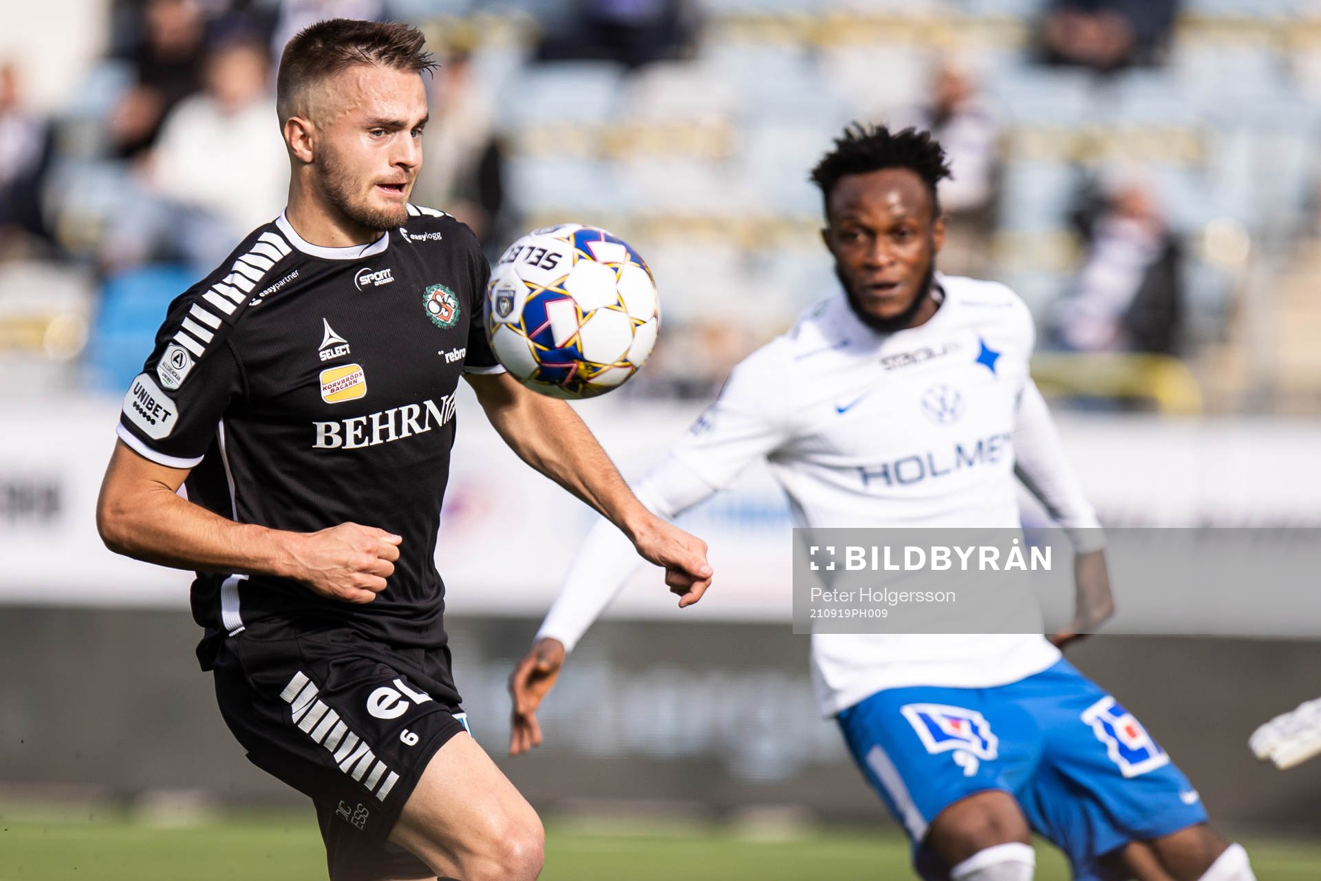Örebros Benjamin Hjertstrand gör självmålet 1-0