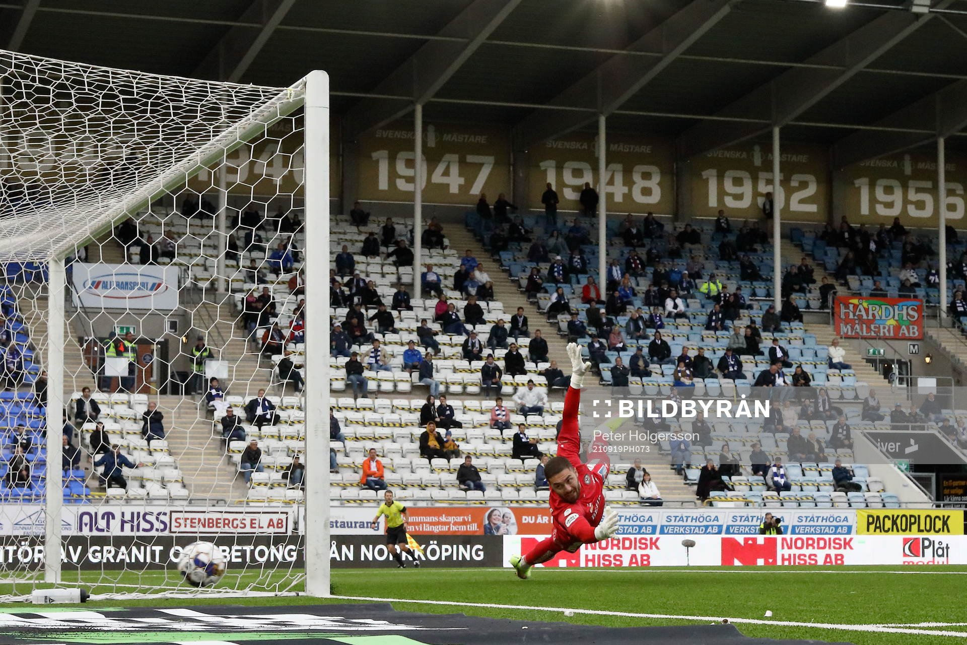 Mål 2-0 av IFK Norrköpings Samuel Adegbenro förbi