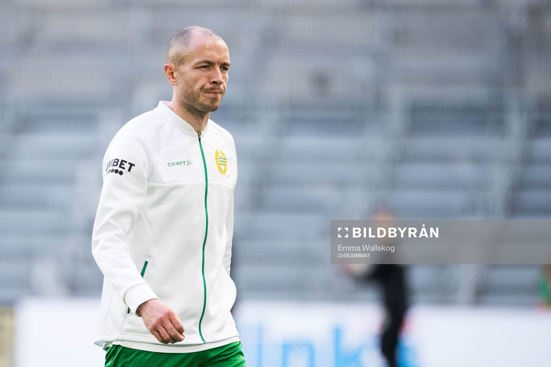 Hammarbys Jon Gudni Fjoluson innan fotbollsmatchen i
