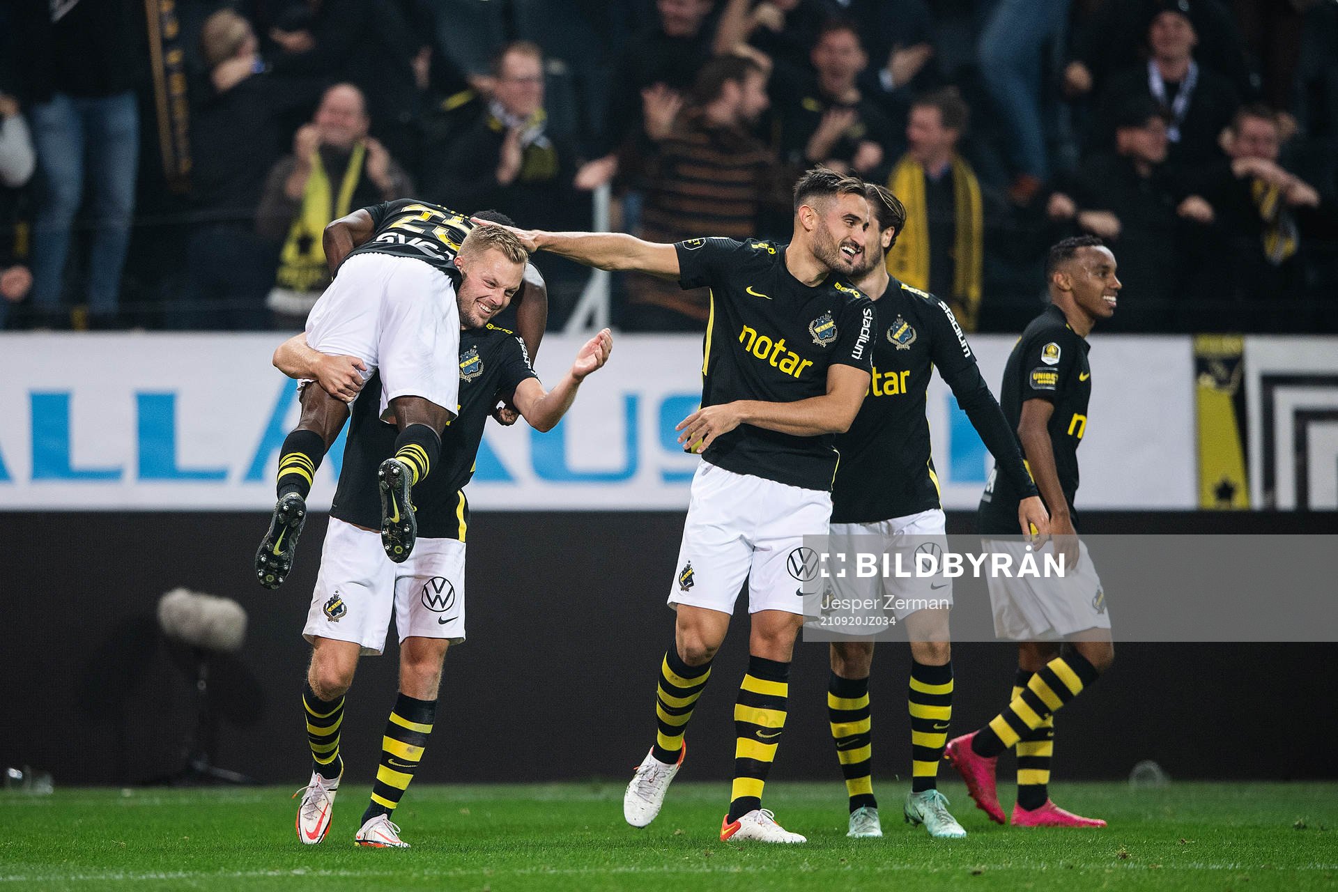 s Erick Otieno, Sebastian Larsson och Sotirios