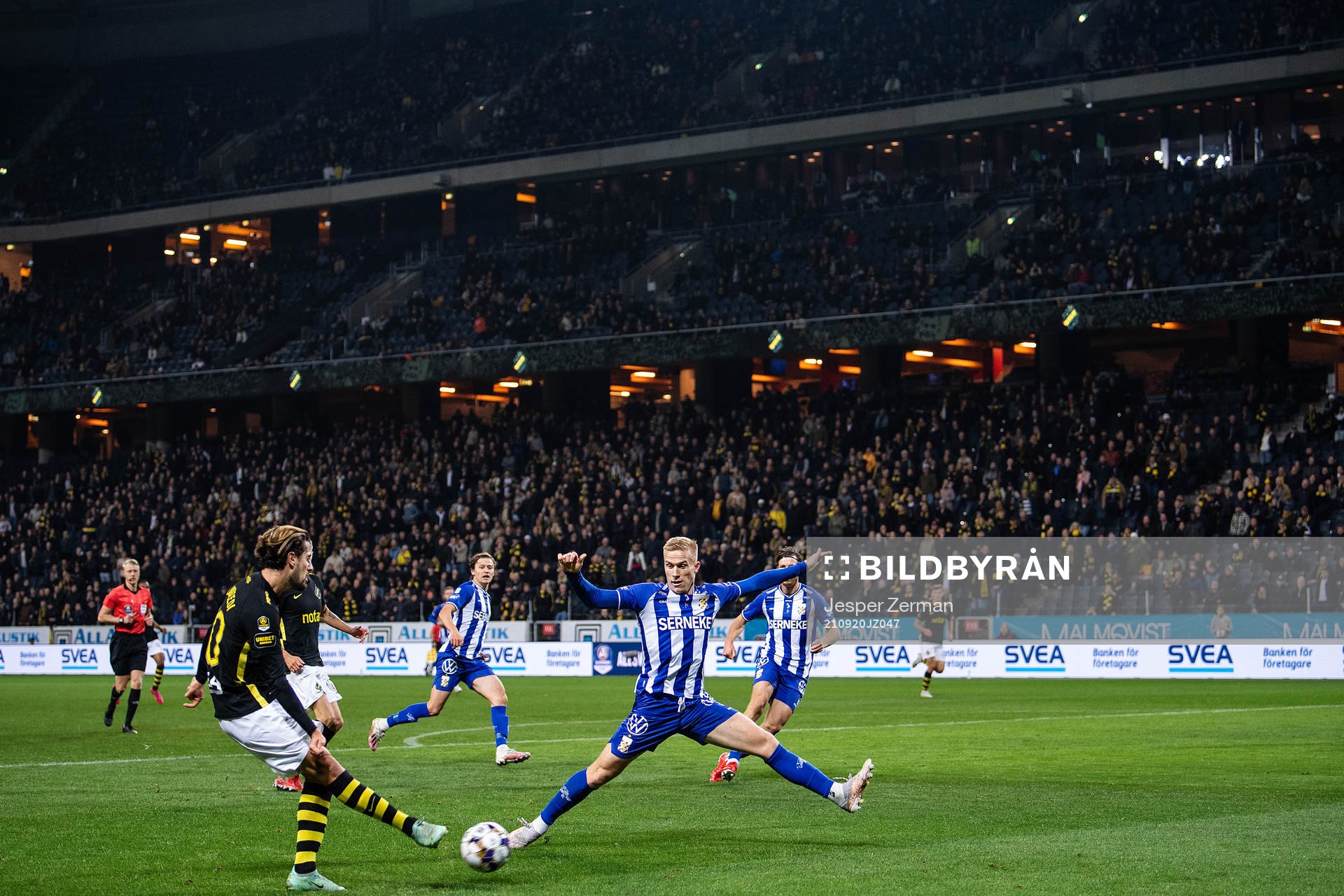 s Zachary Elbouzedi och IFK Göteborgs Oscar Wendt