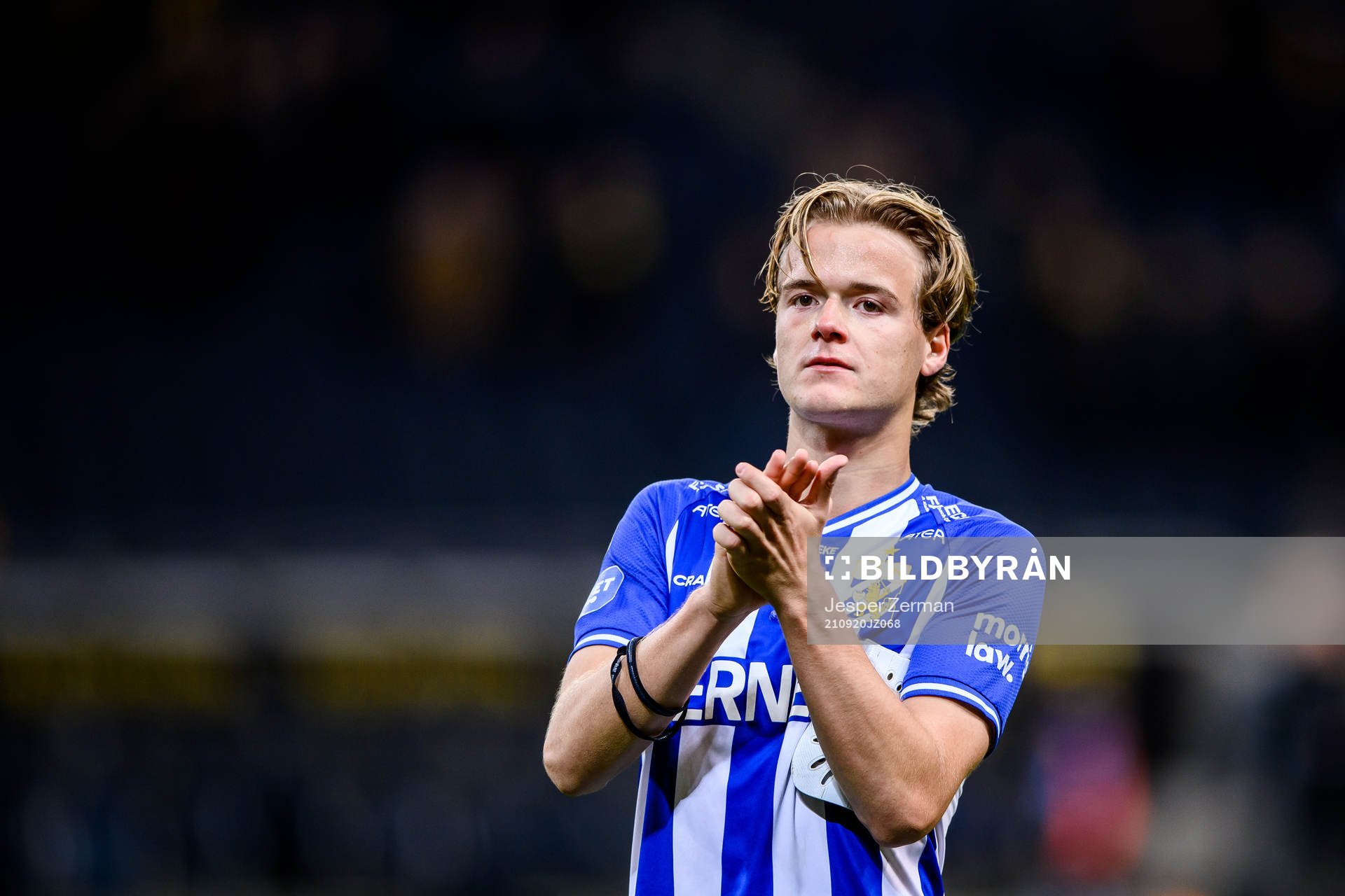 IFK Göteborgs August Erlingmark deppar