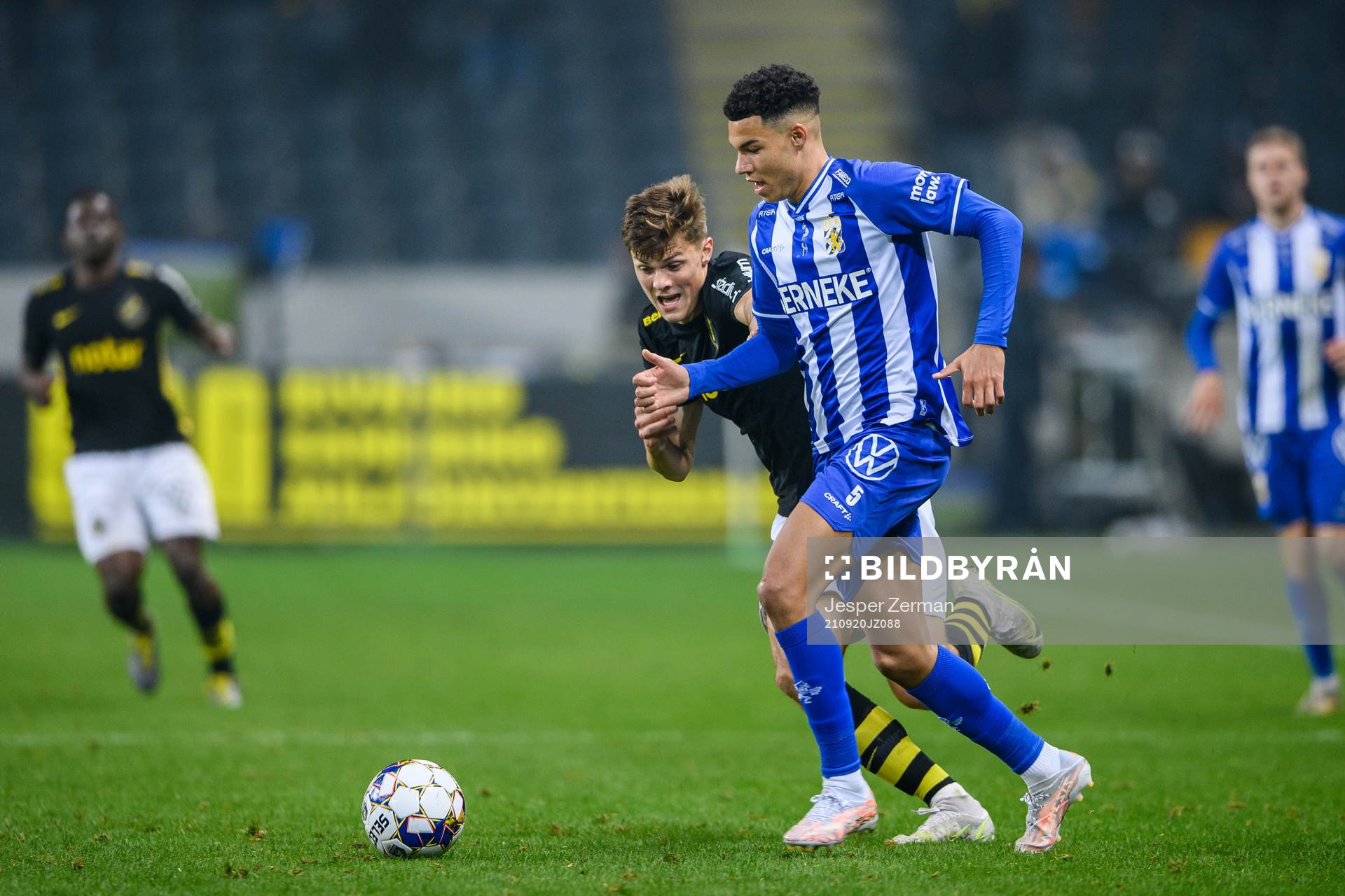 s Erik Ring och IFK Göteborgs Alexander Jallow