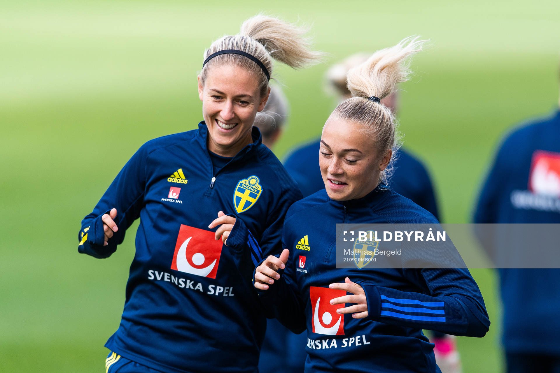 Emma Kullberg and Hanna Bennison