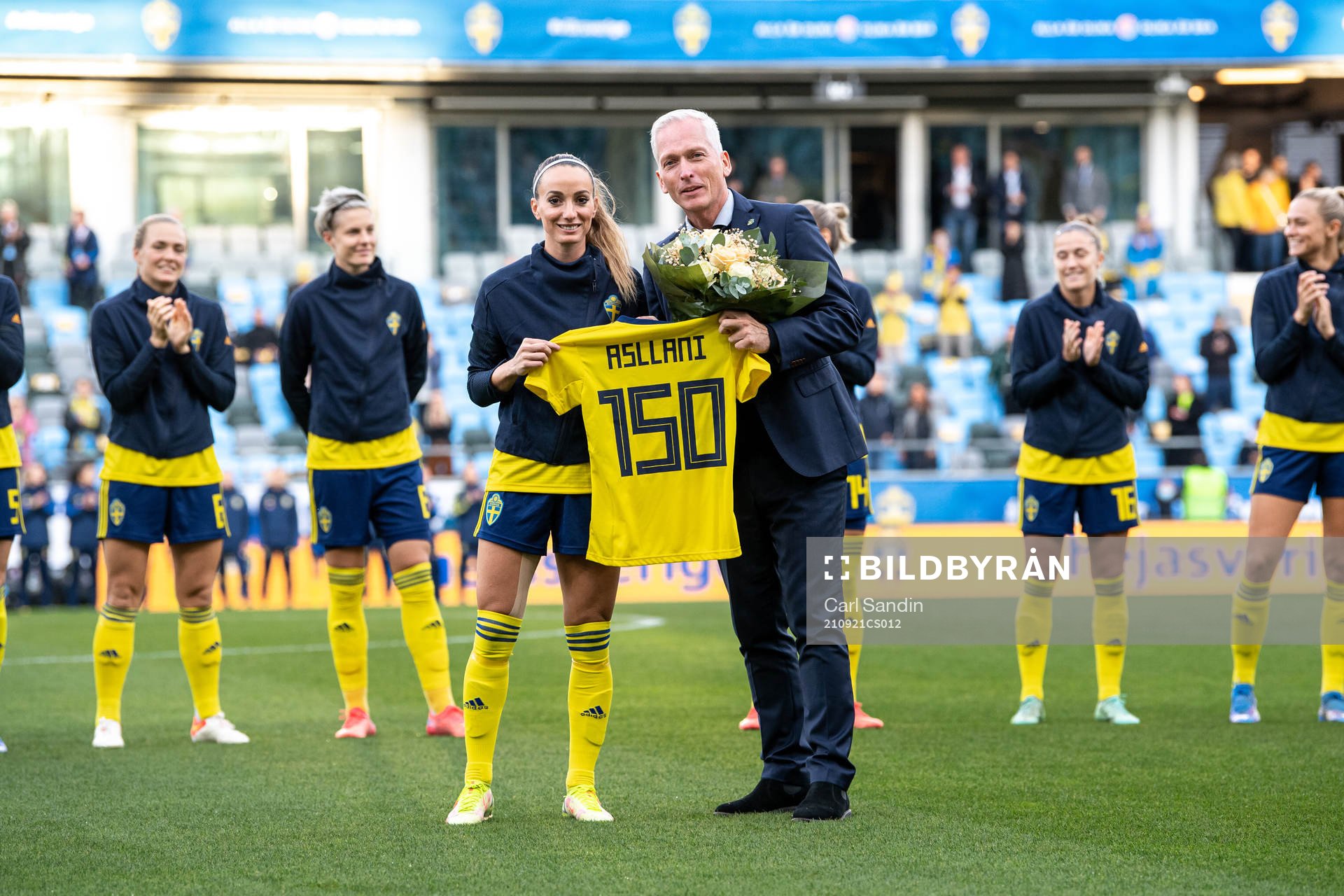 Kosovare Asllani and Håkan Sjöstrand, General secretary