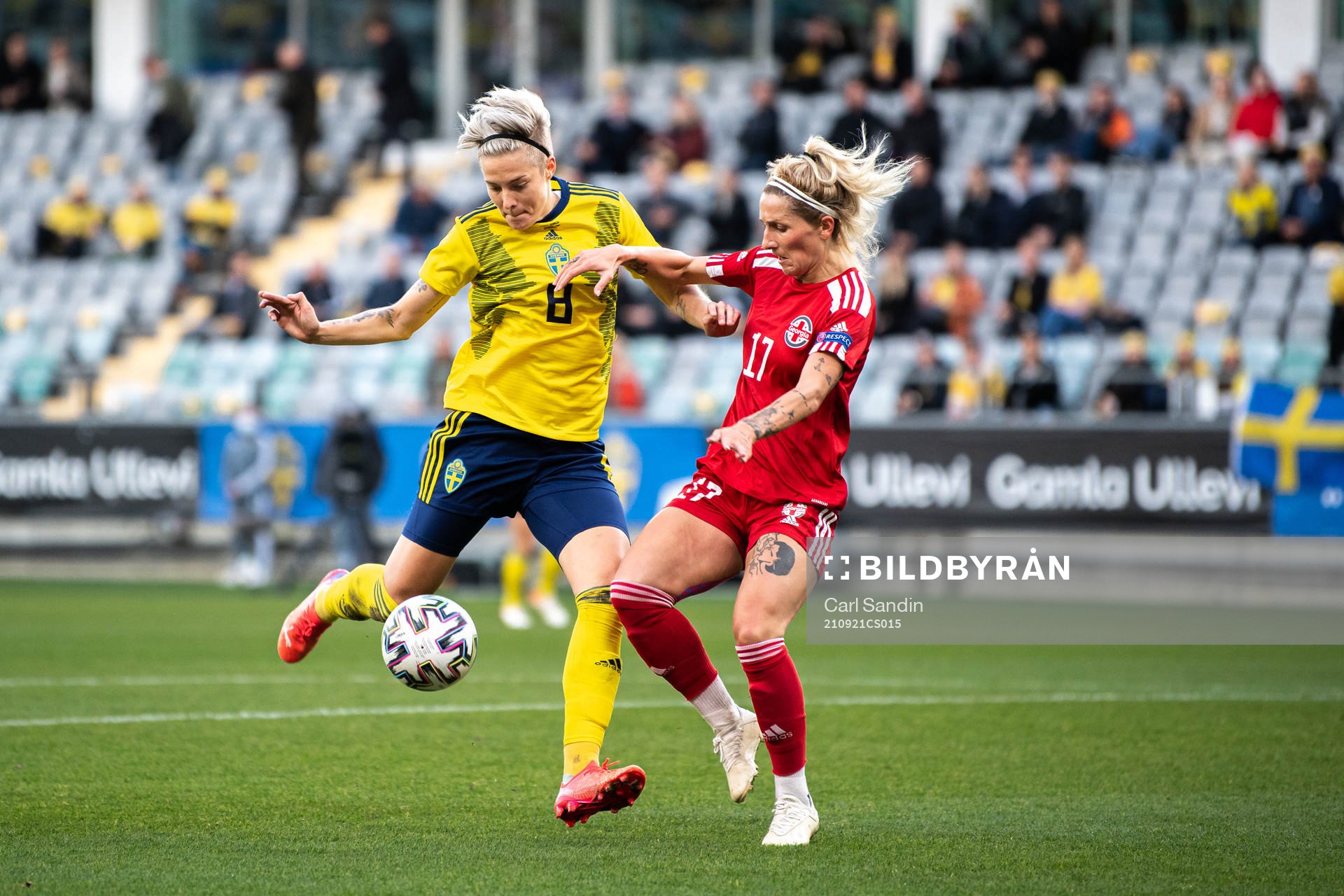 Lina Hurtig of Sweden and Nino Sutidze of Georgia