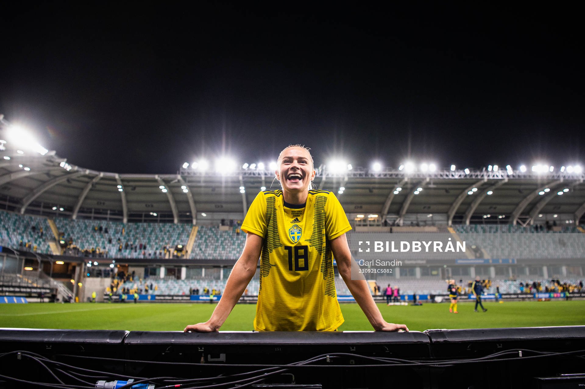 Fridolina Rolfö of Sweden celebrates