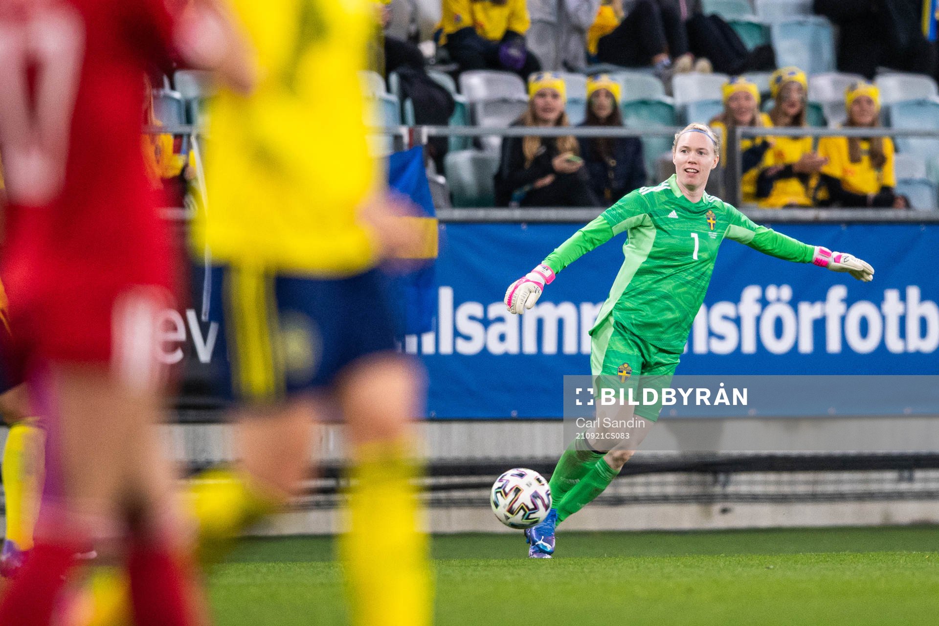 goalkeeper Hedvig Lindahl of Sweden