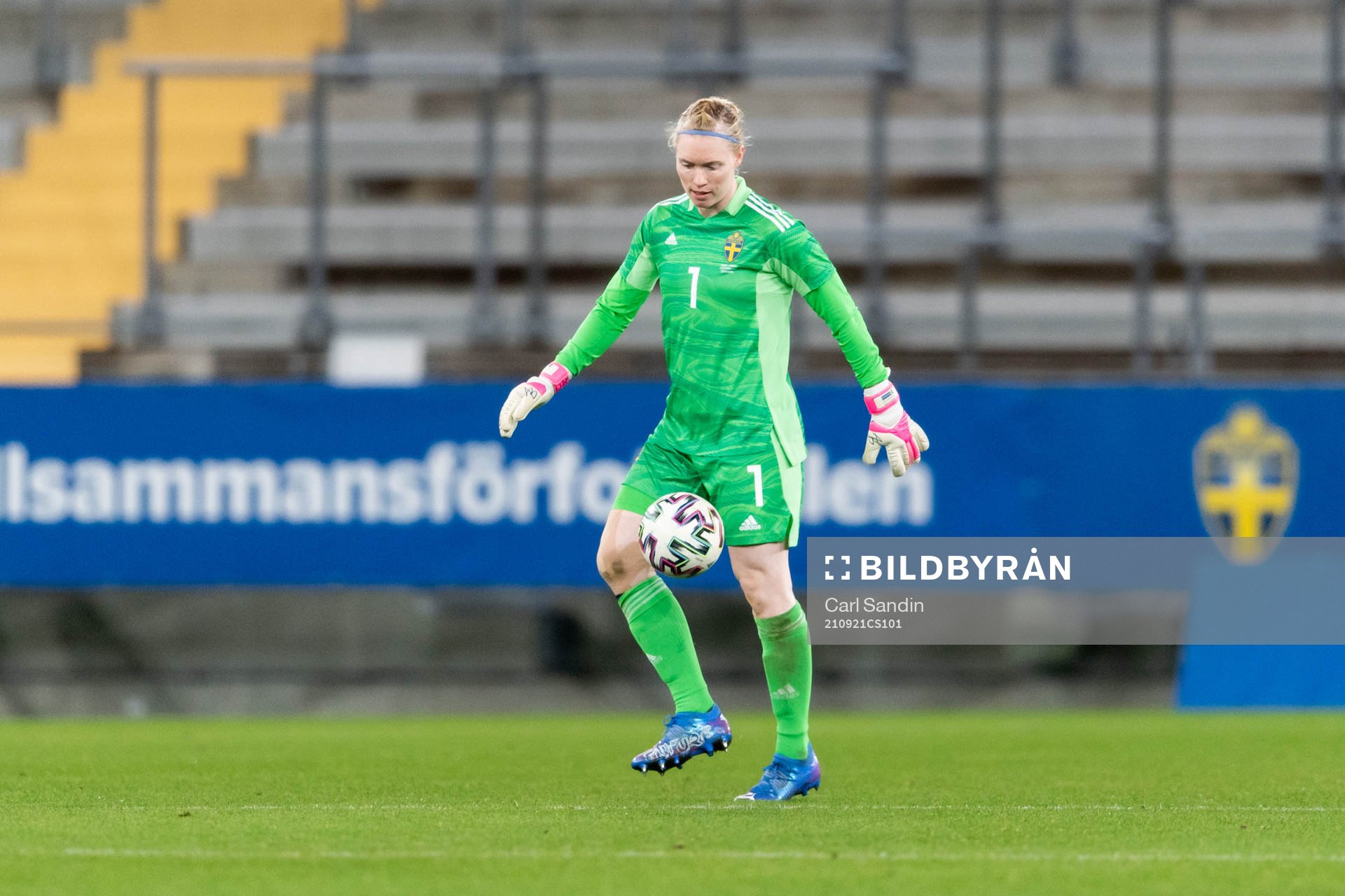 Goalkeeper Hedvig Lindahl of Sweden