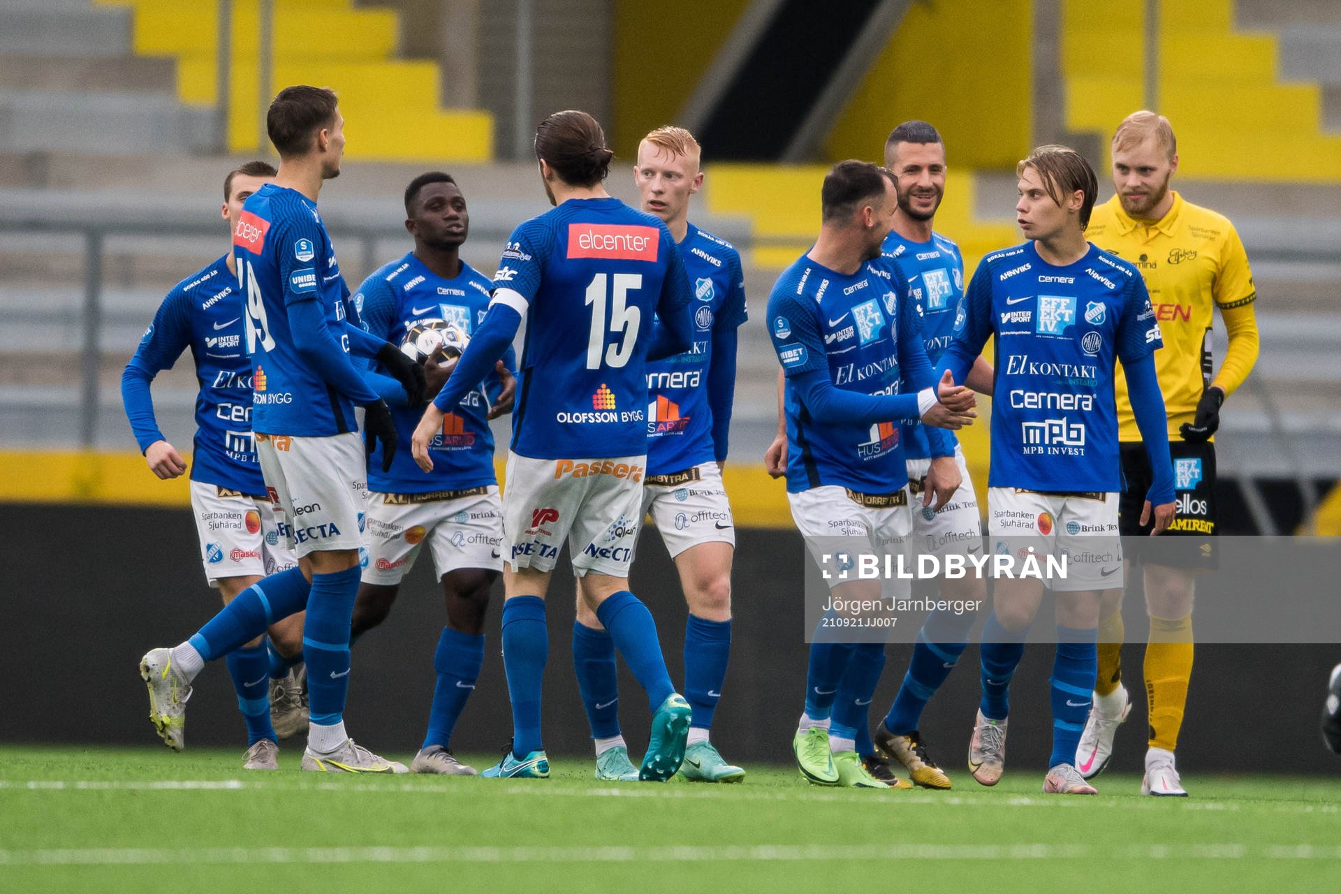 Norrbys spelare jublar