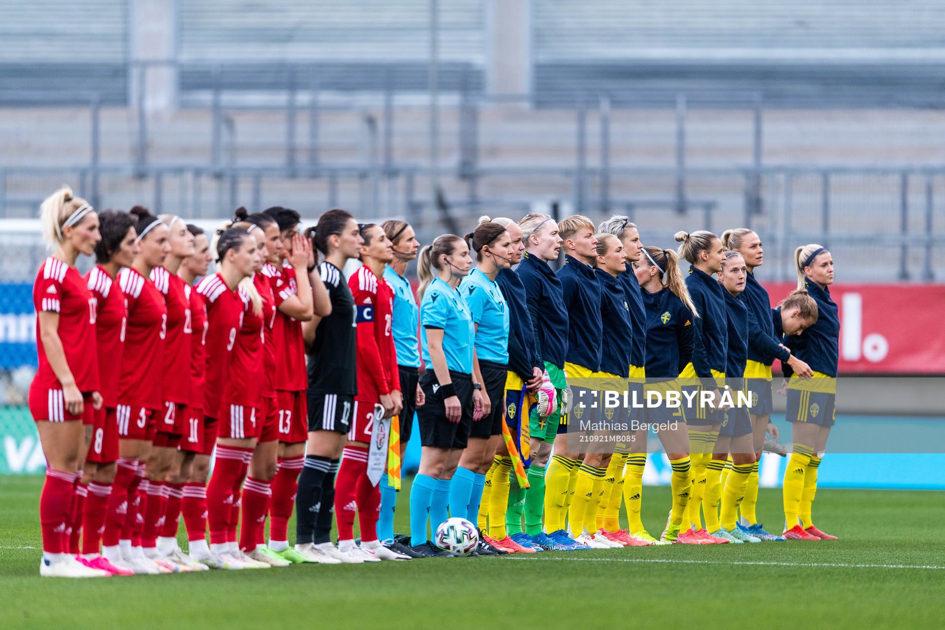 Players of Georgia and of Sweden