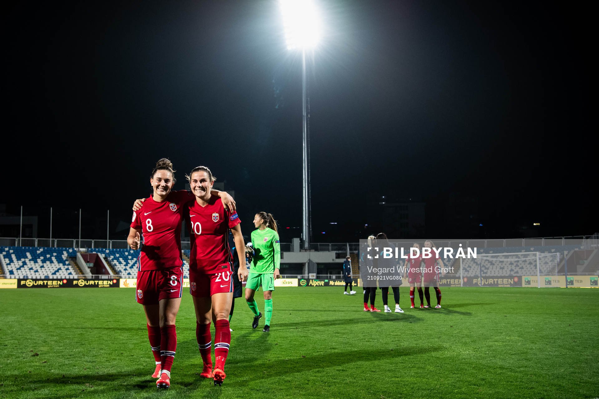 Vilde Bøe Risa and Emilie Bosshard Haavi of Norway