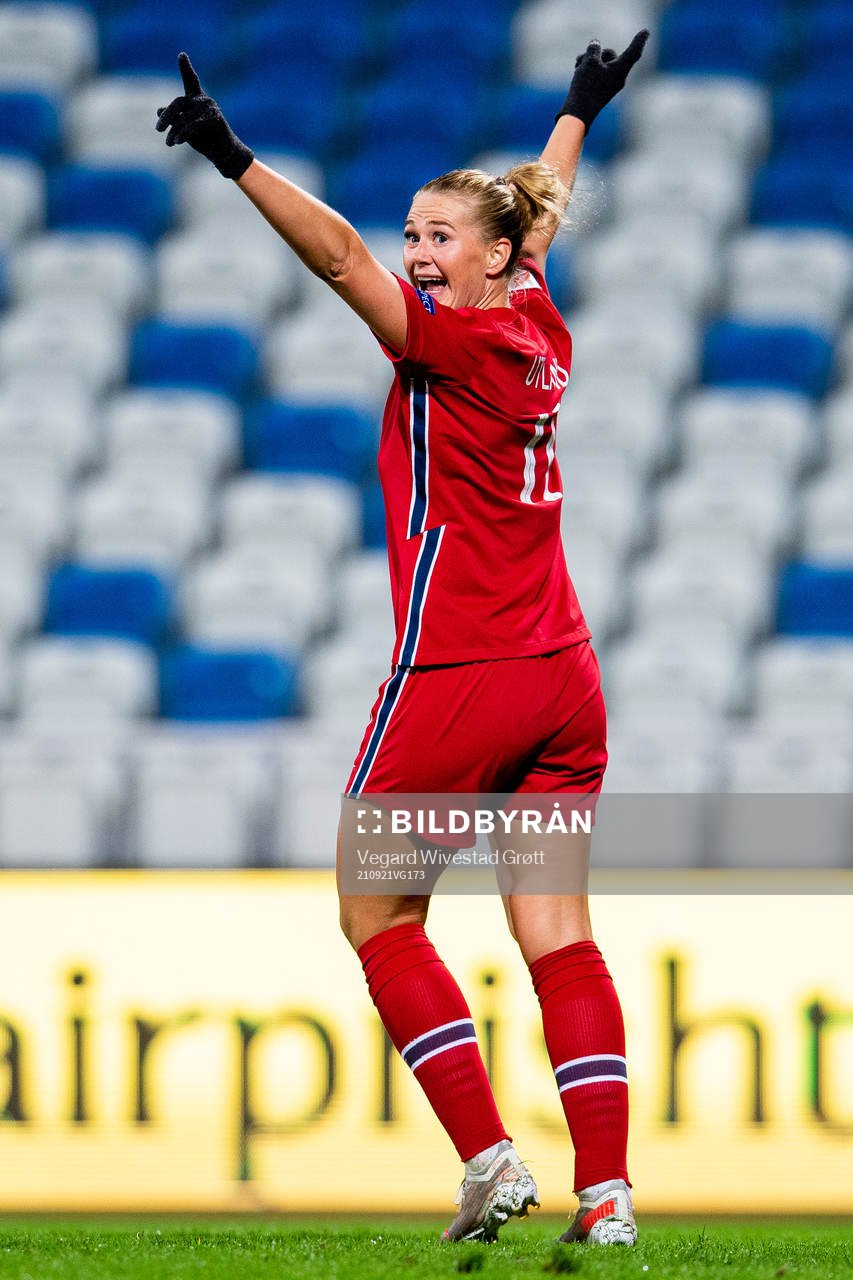 Lisa-Marie Karlseng Utland of Norway celebrates scoring 0-3