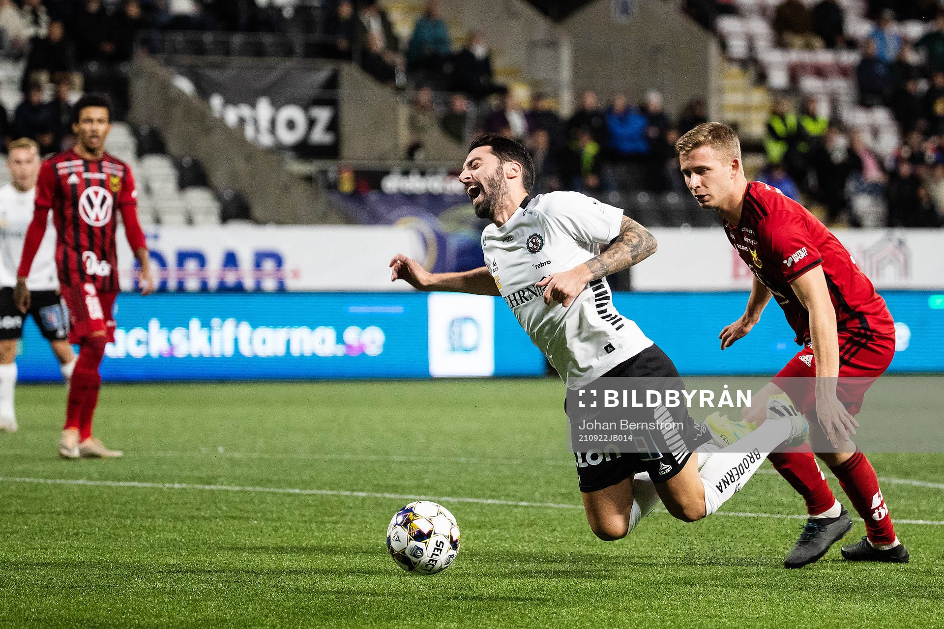 Östersunds Ludvig Fritzson och Örebros Nahir Besara