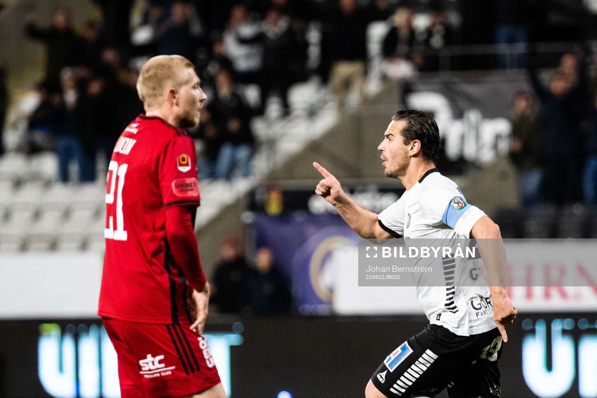 Örebros Nordin Gerzic jublar