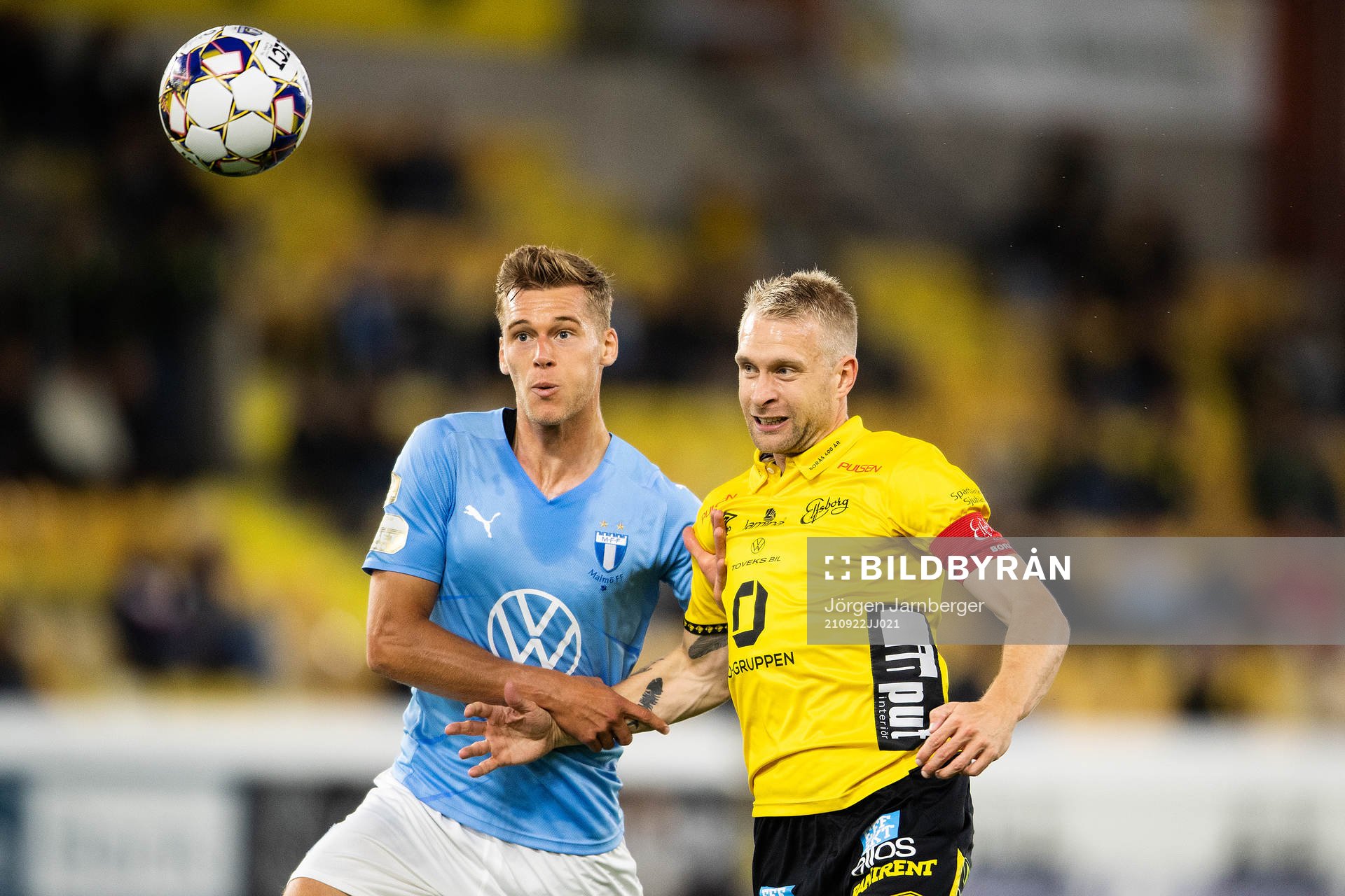 Elfsborgs Johan Larsson och Malmö FFs Felix Beijmo