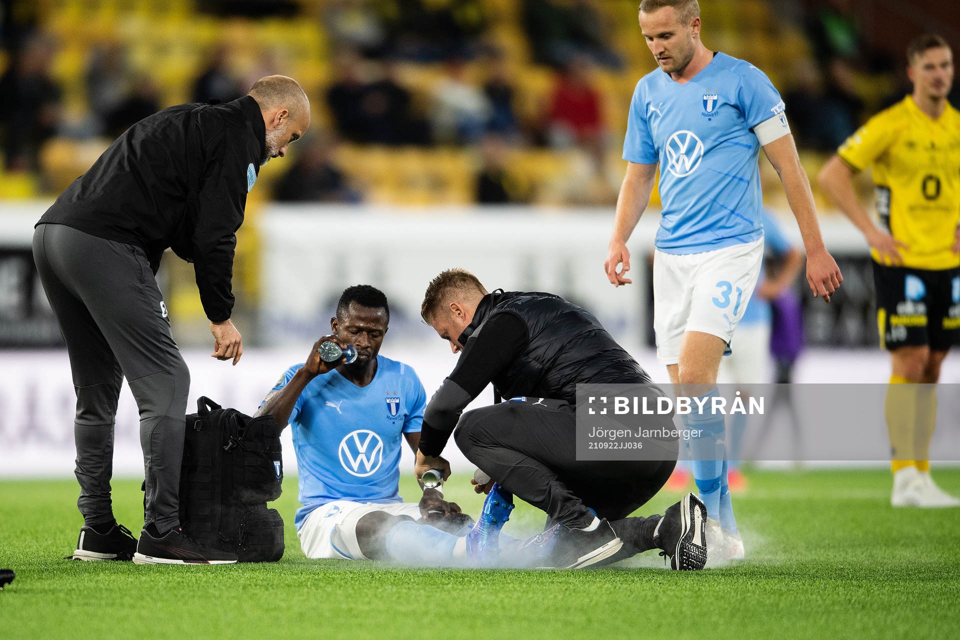 Malmö FFs Bonke Innocent får vård
