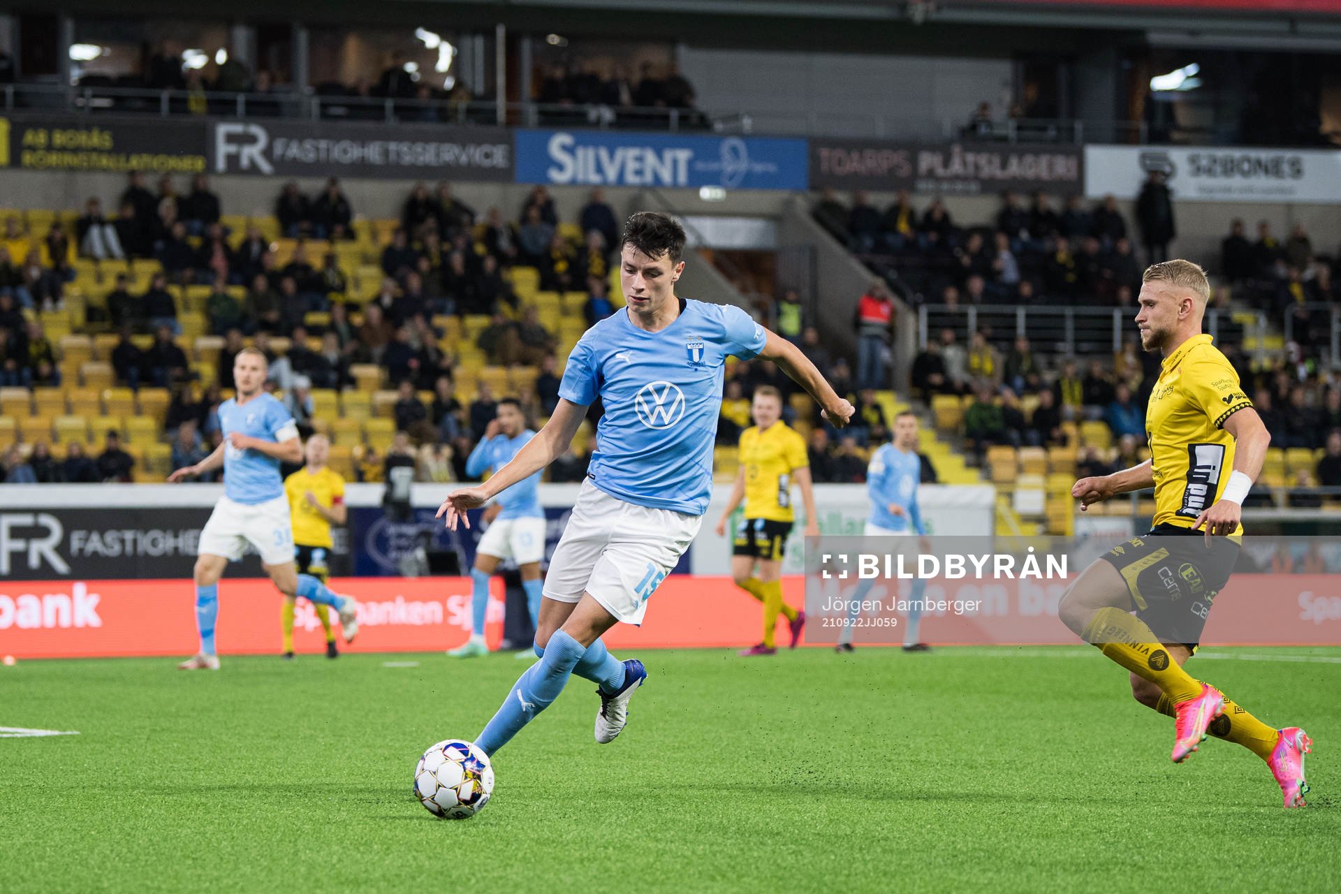 Malmö FFs Anel Ahmedhodzic och Elfsborgs Simon Strand