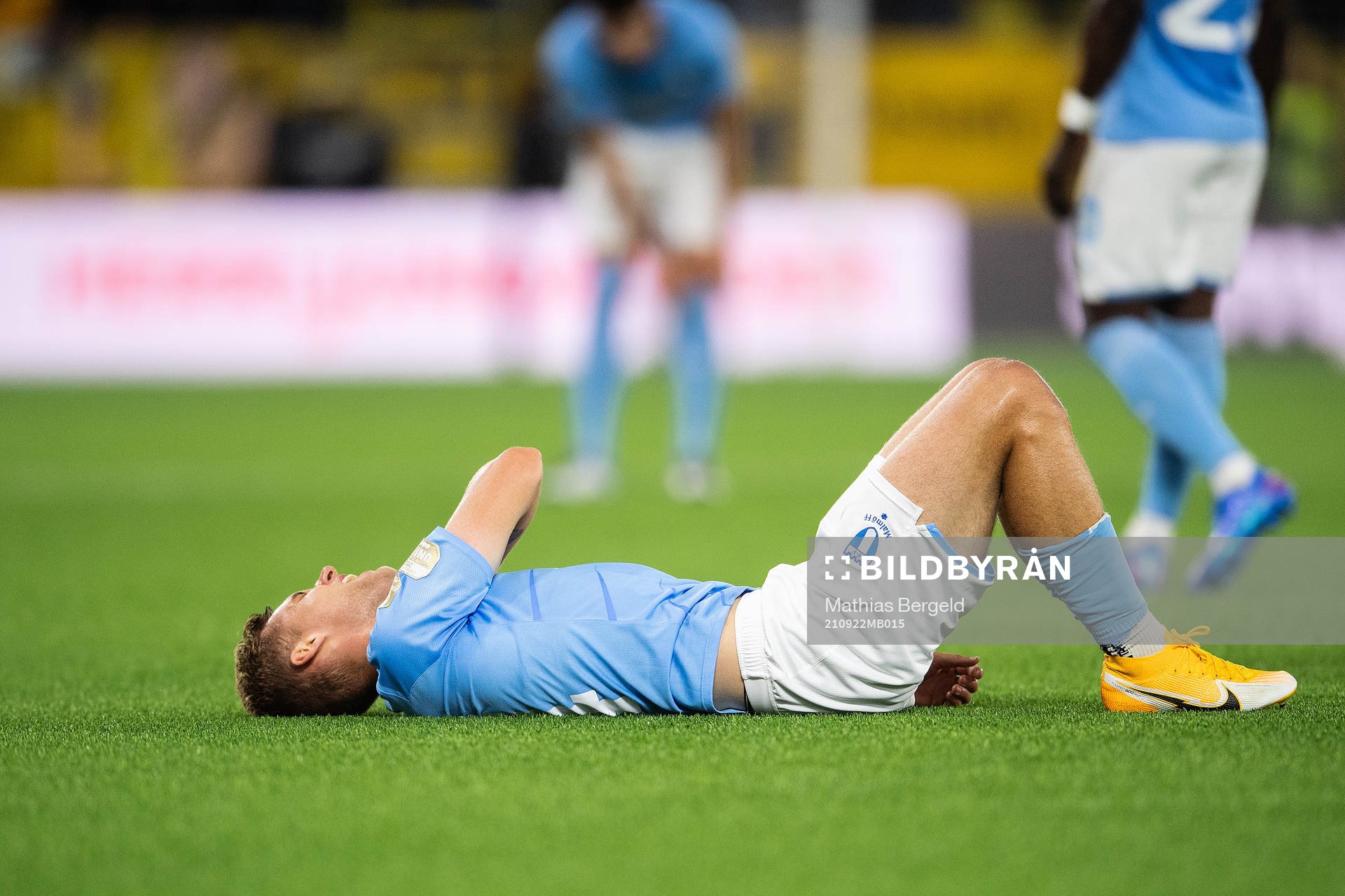 Malmö FFs Felix Beijmo har ont