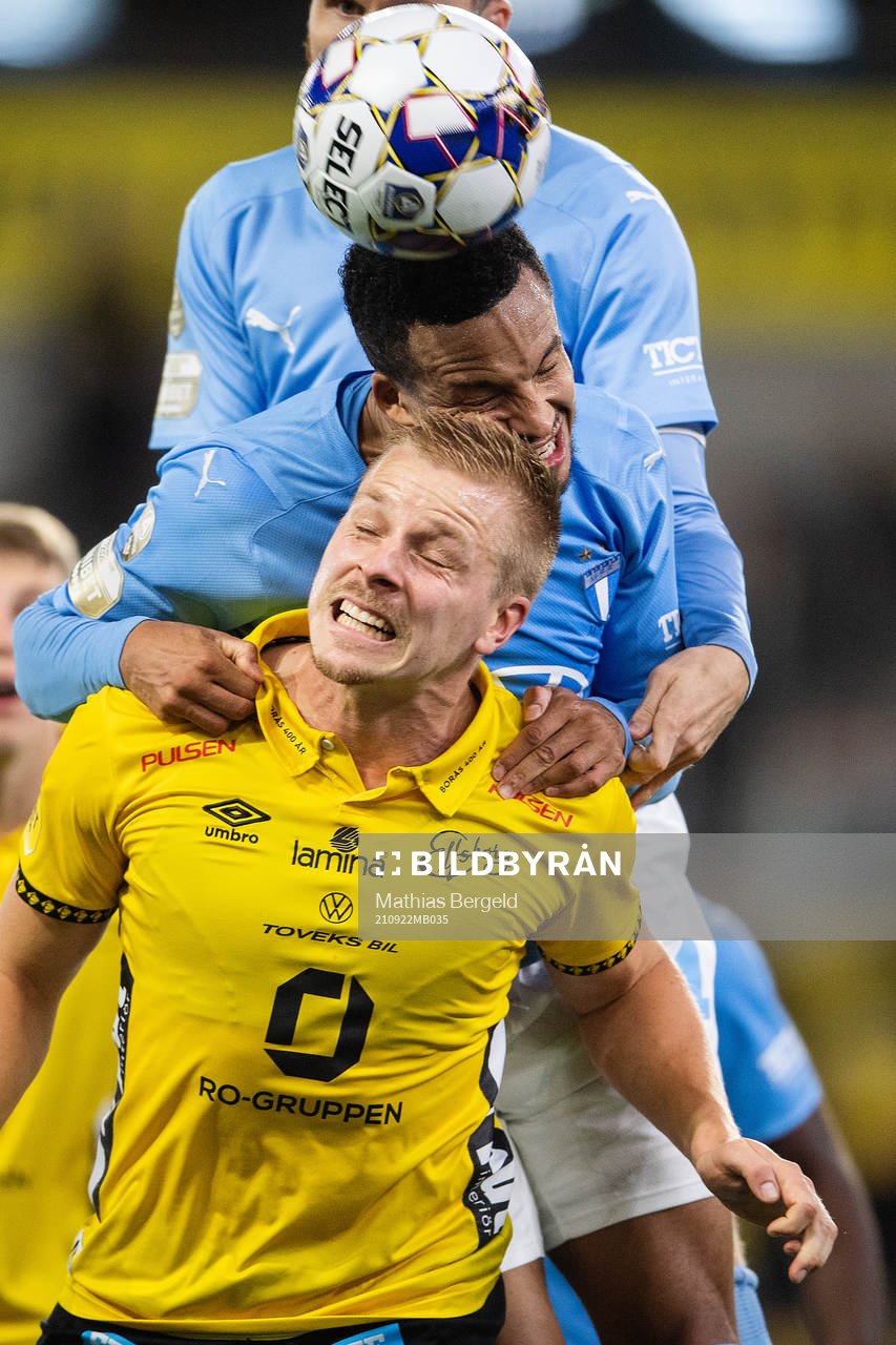 Elfsborgs Per Frick och Malmö FFs Martin Olsson