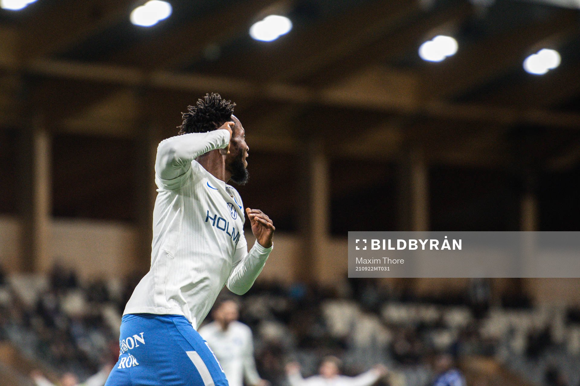 IFK Norrköpings Samuel Adegbenro jublar