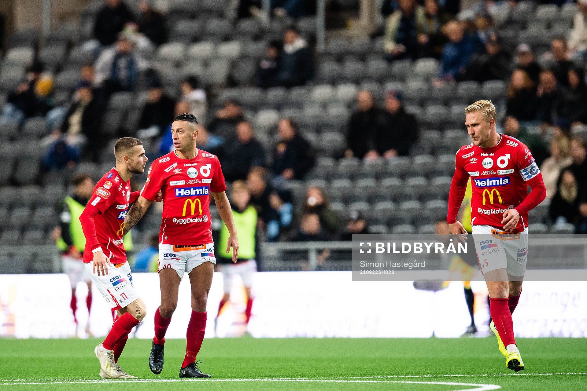 Degerfors Nikola Djurdjic jublar efter 2-1 under fotbollsmatchen i Allsvenskan mellan Djurgården och Degerfors den 22 september 2021 i Stockholm.