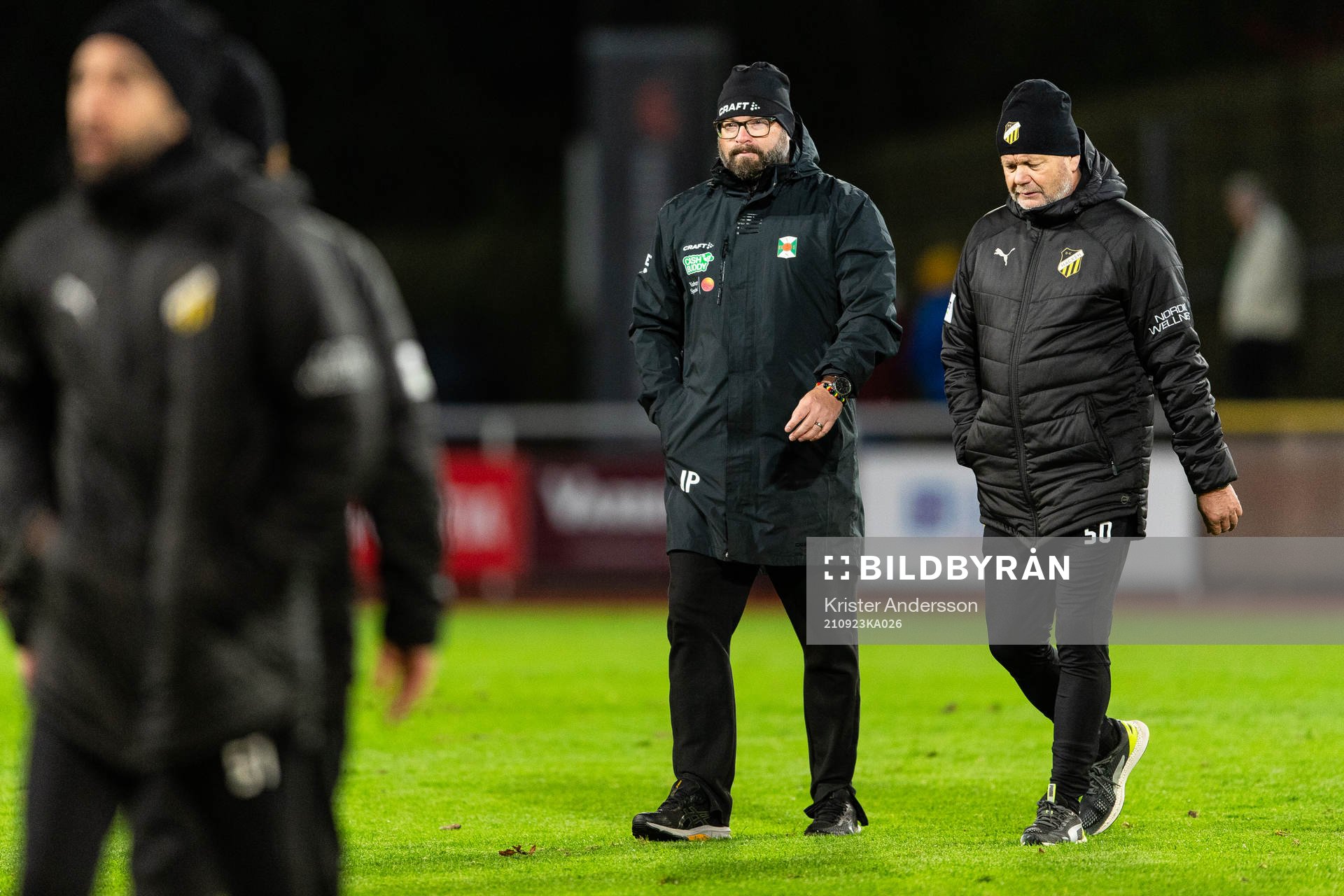 Varbergs tränare Joakim Persson och Häckens tränare