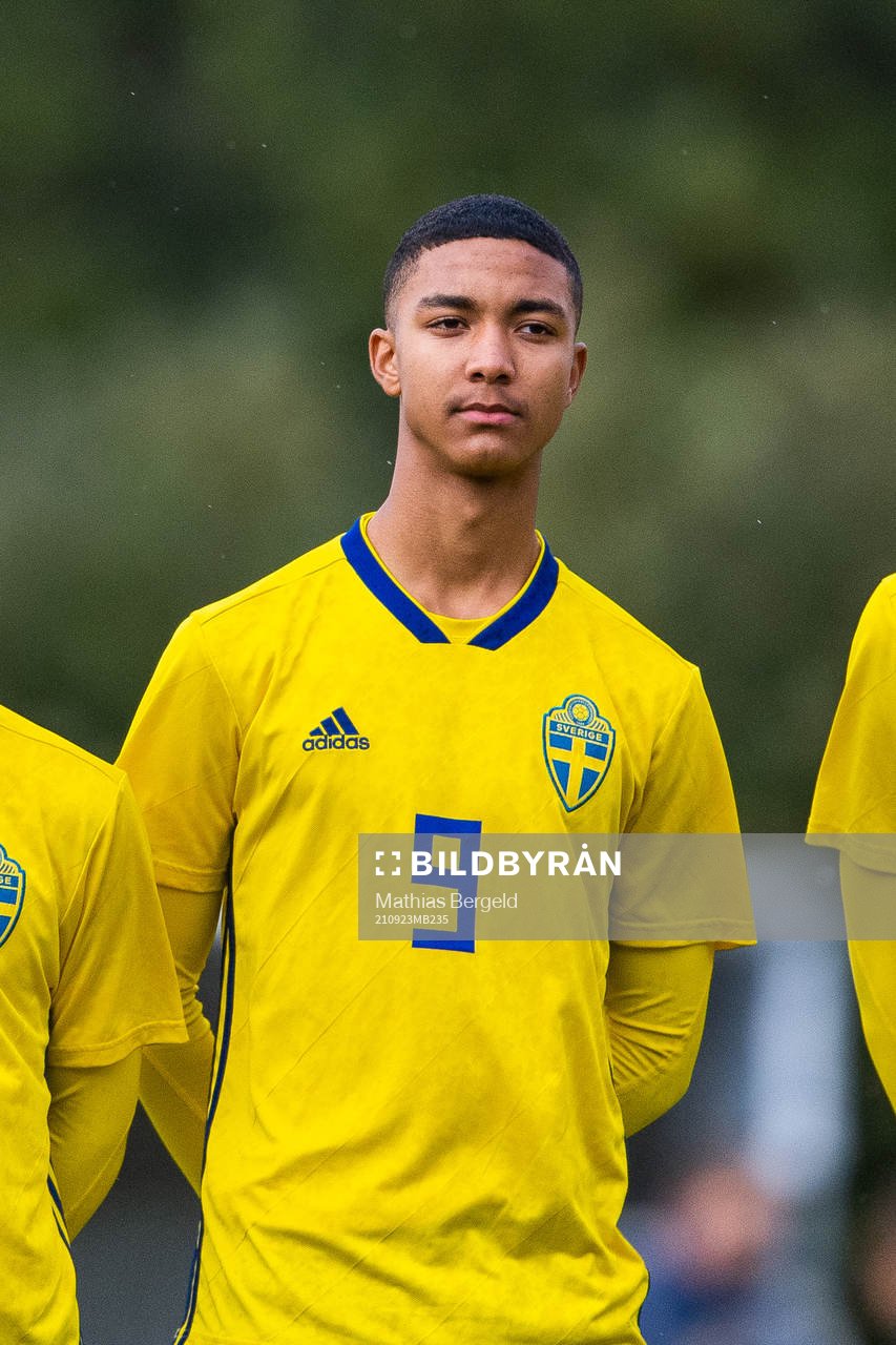 Sveriges Jayson Ezeb