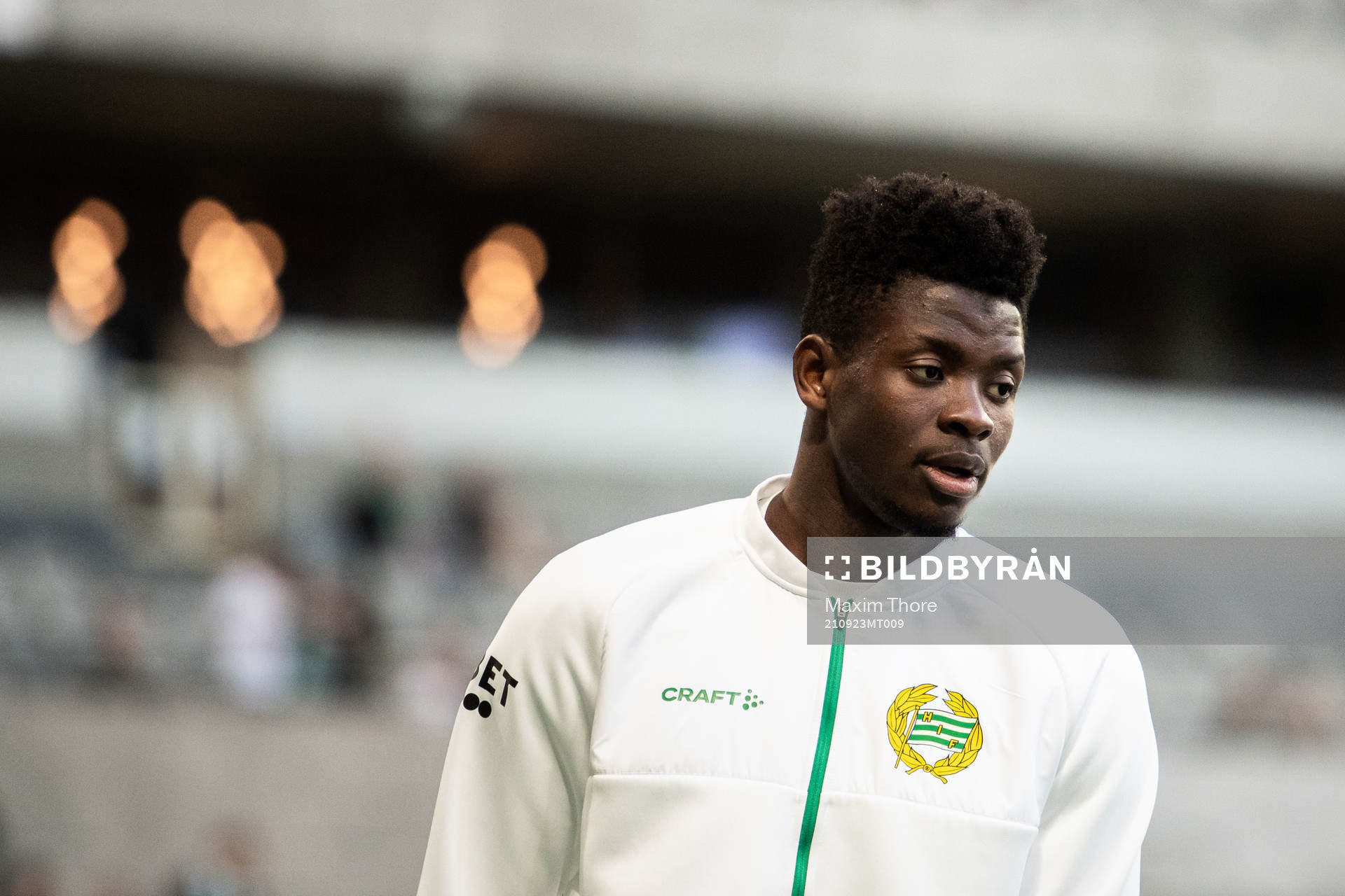 Hammarbys Aziz Mohammed Ouattara värmer upp